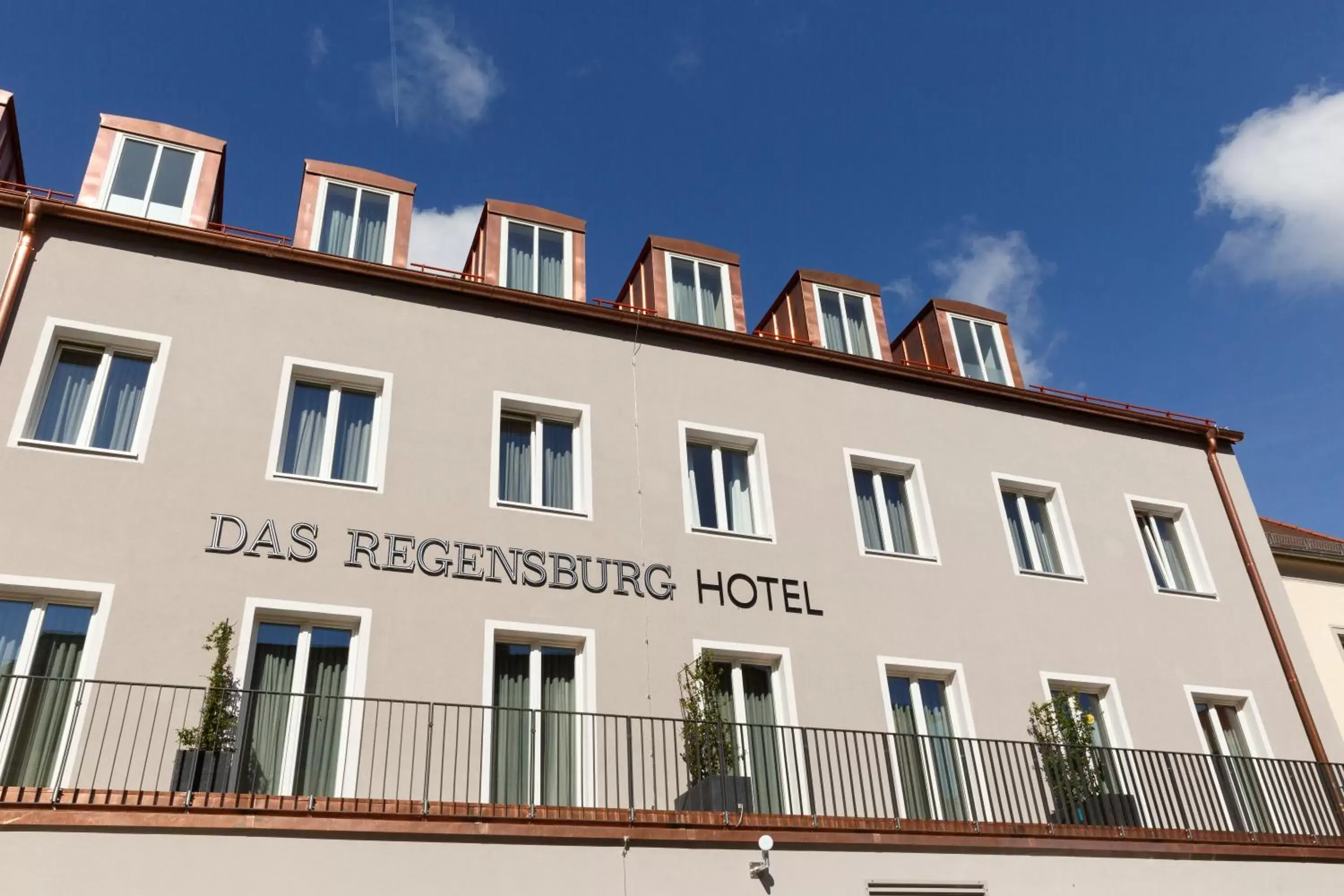 Property Building in Hotel Das Regensburg