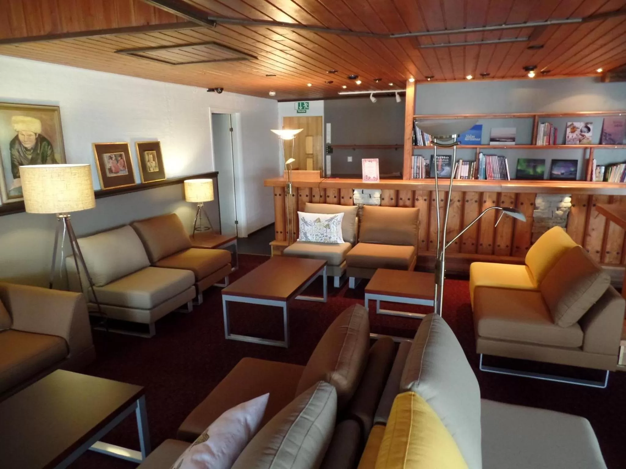 Communal lounge/ TV room in Hotel Ivalo