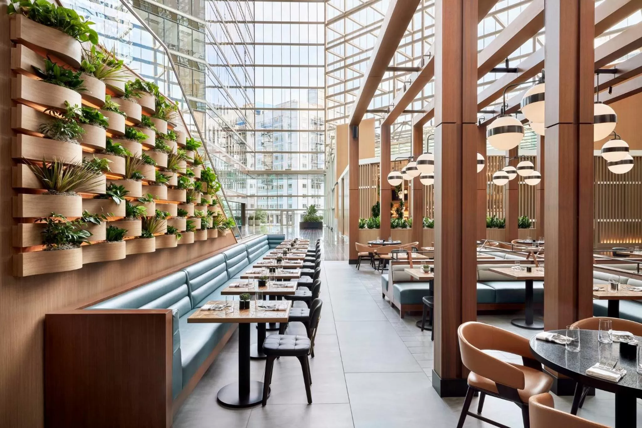 Restaurant/places to eat in Omni Austin Hotel Downtown