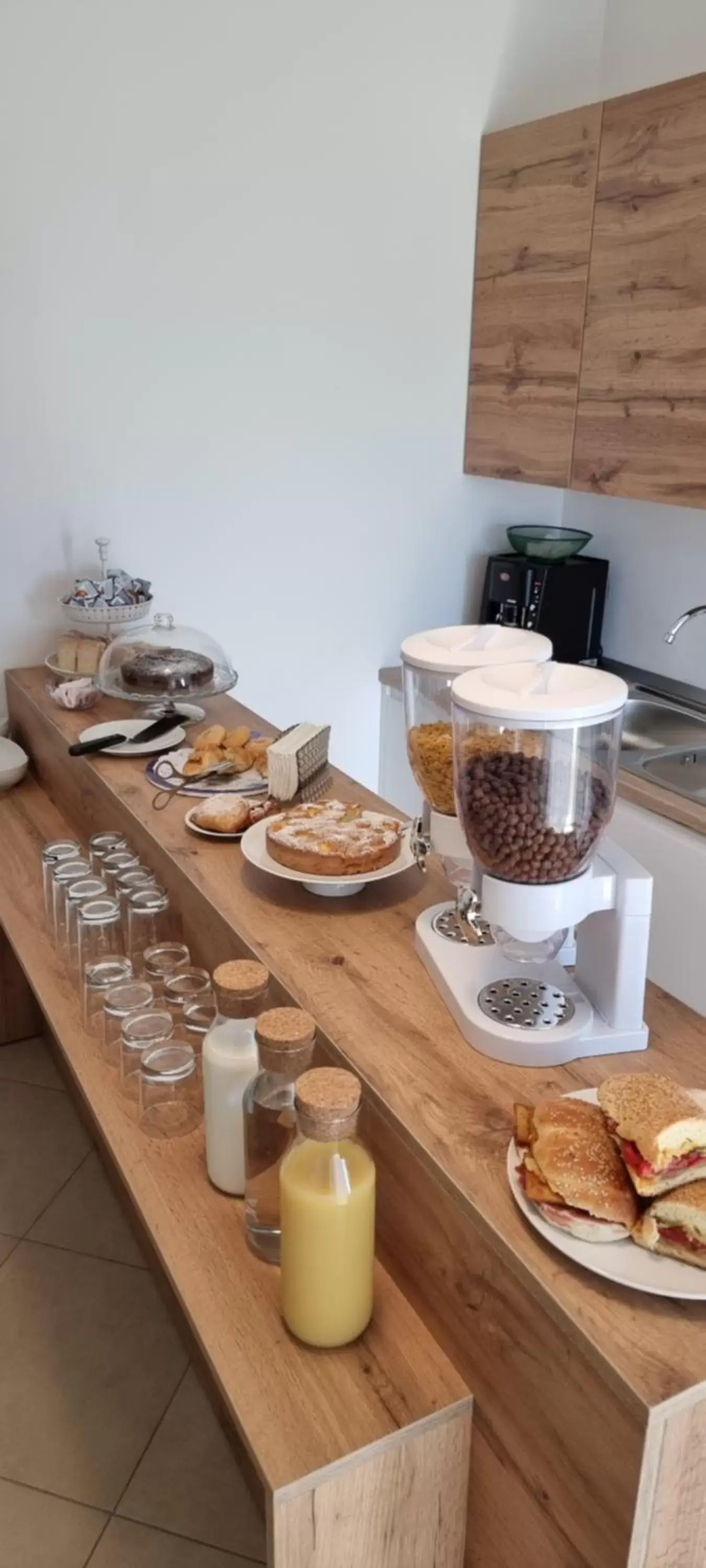 Coffee/tea facilities in Halicyae Bed and Breakfast