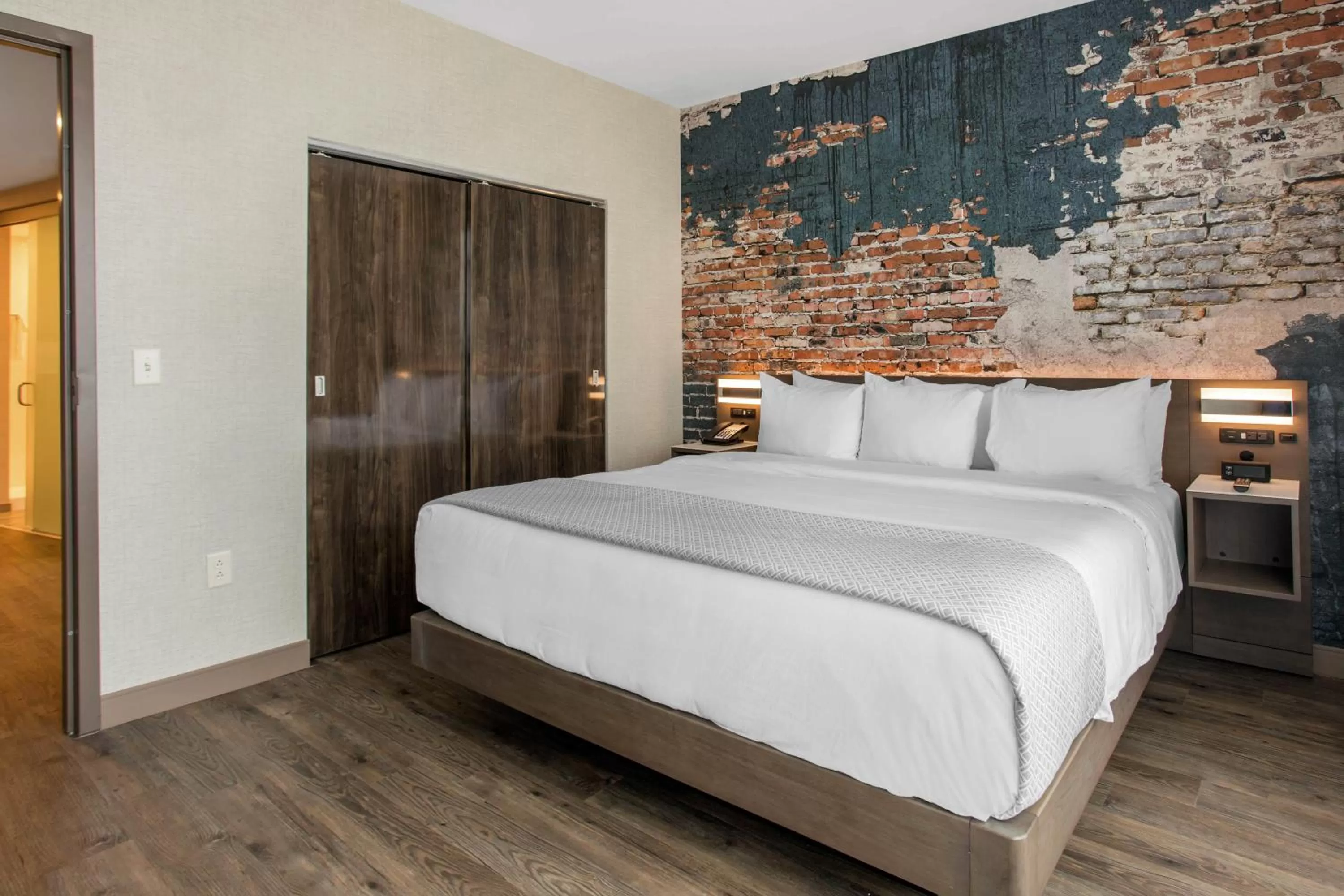 Bed in Cambria Hotel Downtown Asheville