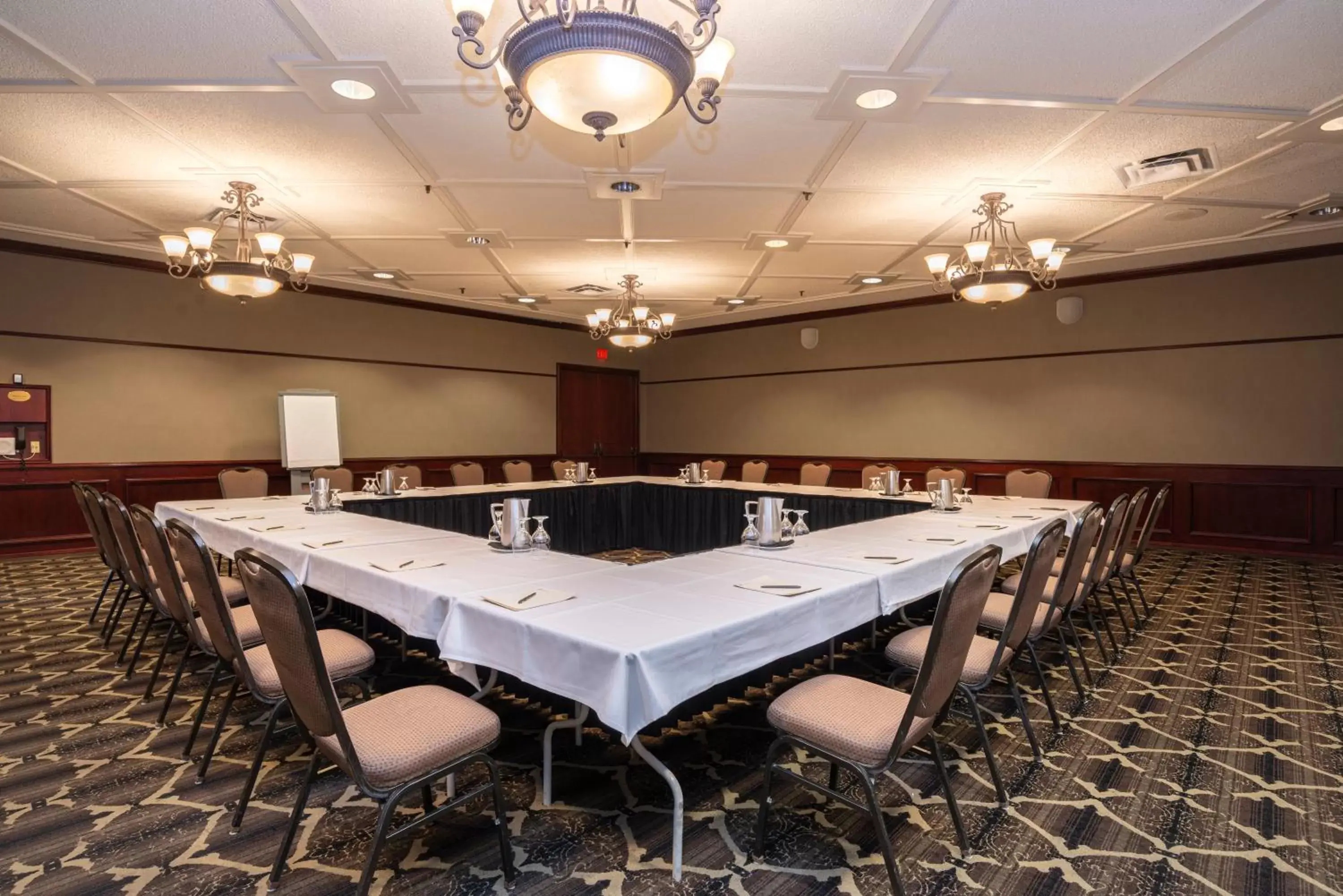 Meeting/conference room in Sandman Signature Edmonton Downtown Hotel