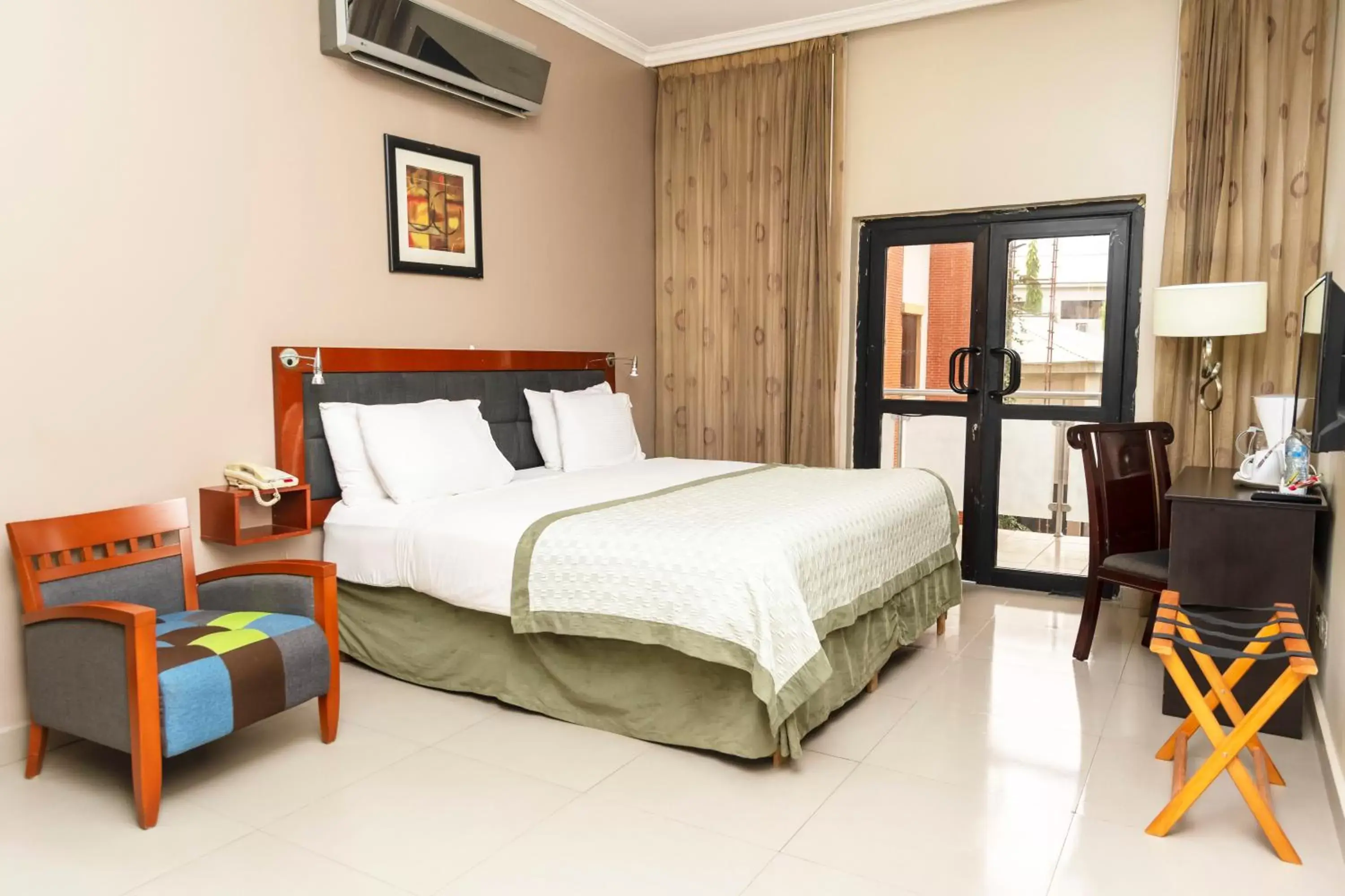 Bedroom, Bed in Hawthorn Suites by Wyndham Abuja