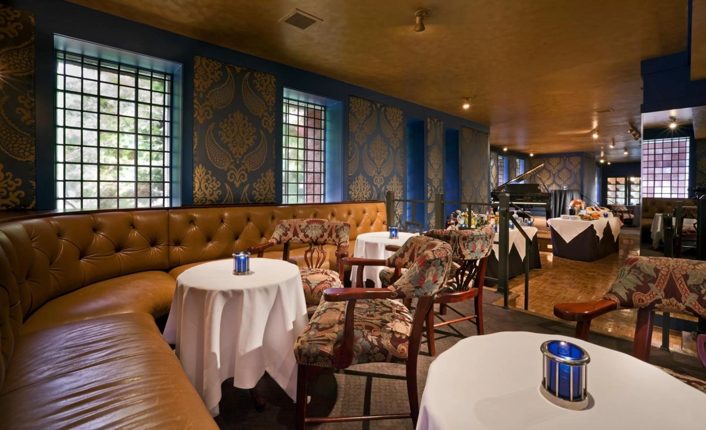 Lounge or bar in Henley Park Hotel