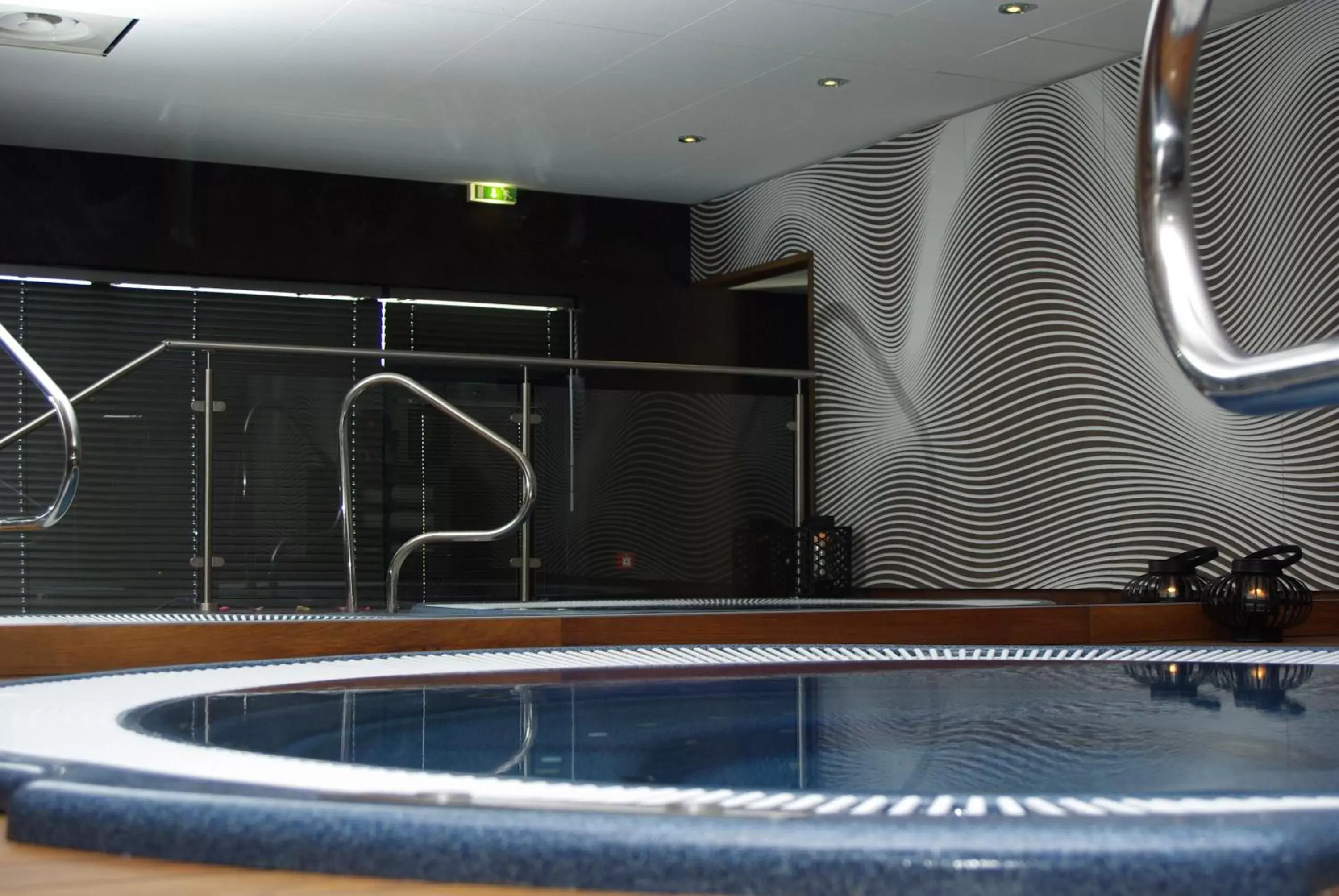 Spa and wellness centre/facilities, Swimming Pool in Residhome Suites Paris Sénart