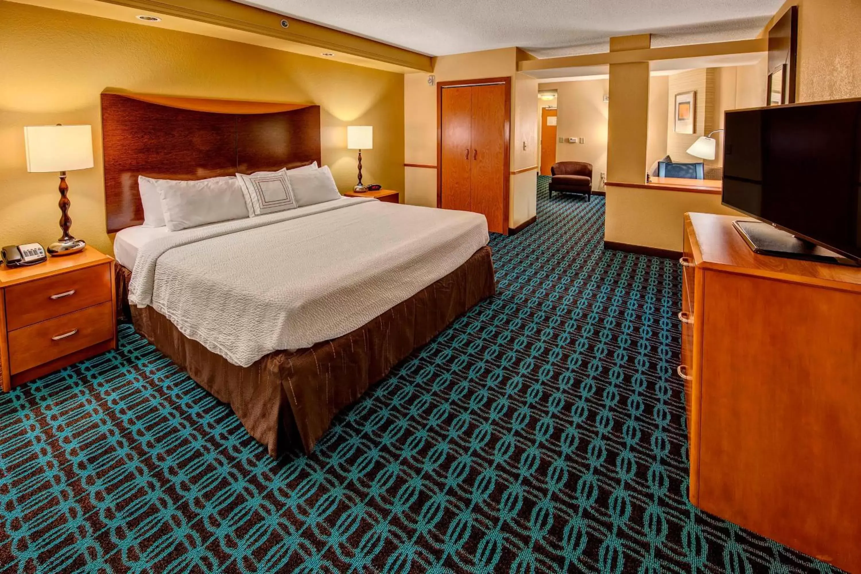 Photo of the whole room, Bed in Fairfield Inn & Suites Memphis Olive Branch