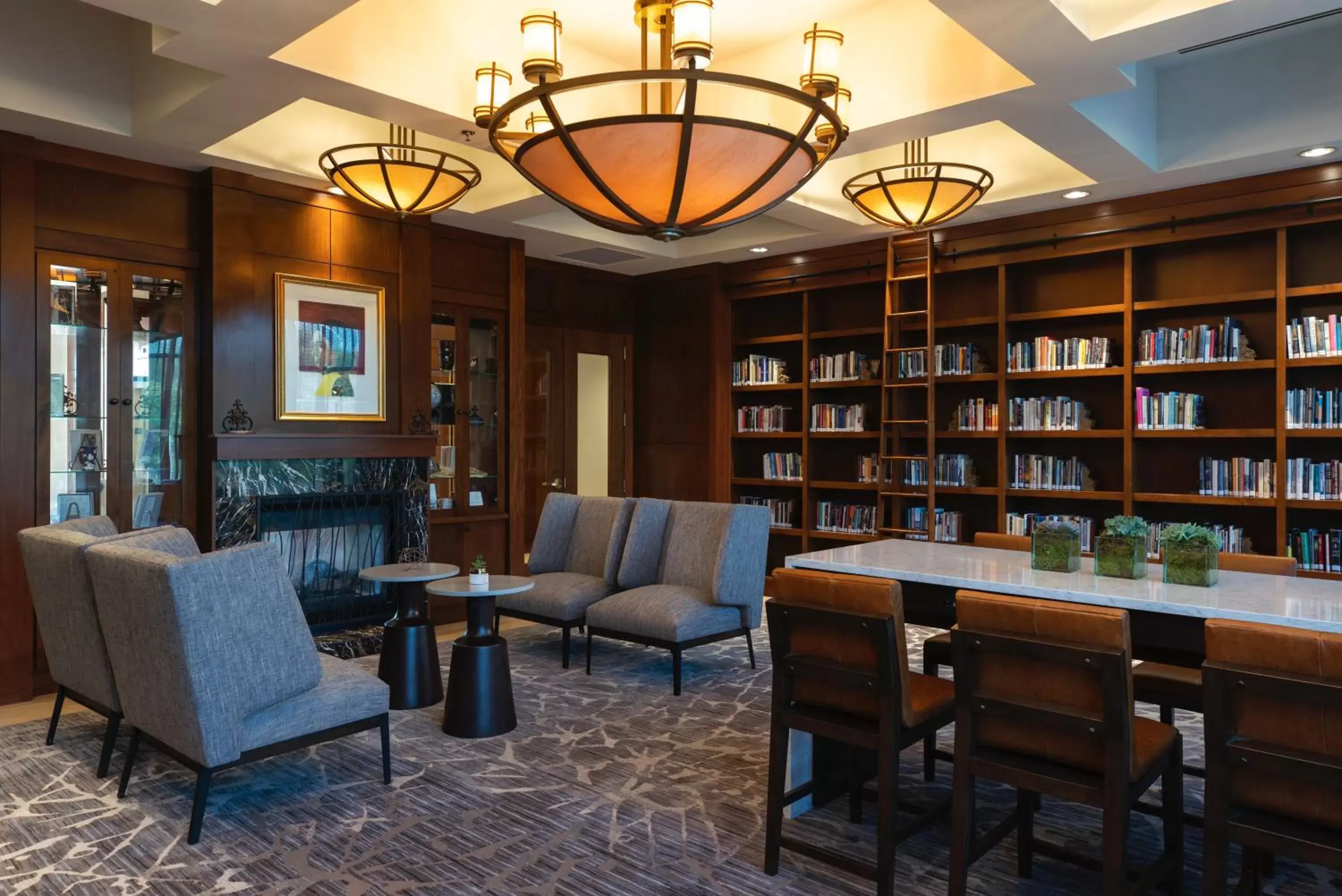 Library in Hyatt Regency Coralville