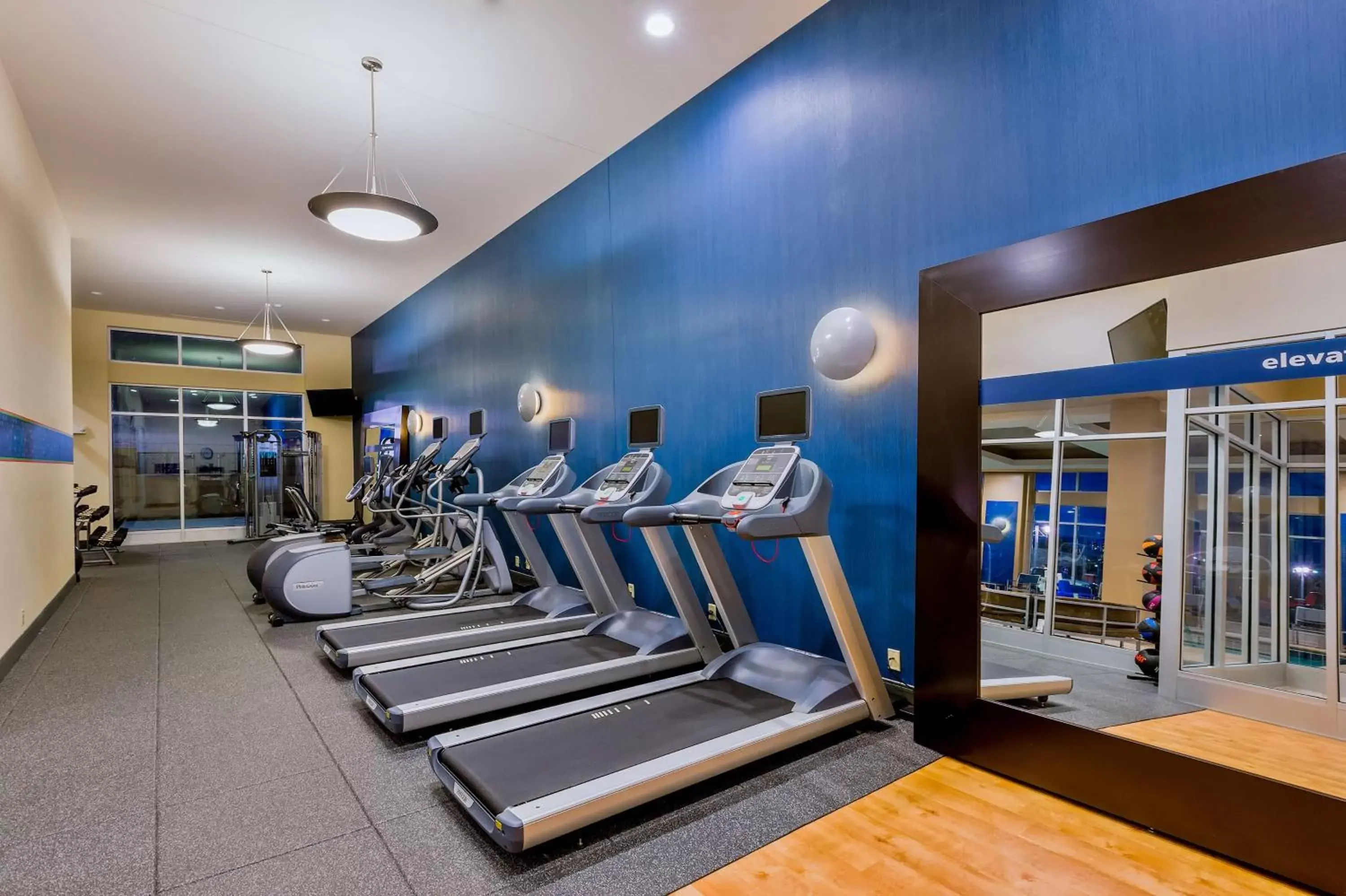 Fitness centre/facilities, Fitness Center/Facilities in Hampton Inn & Suites Owensboro Downtown Waterfront