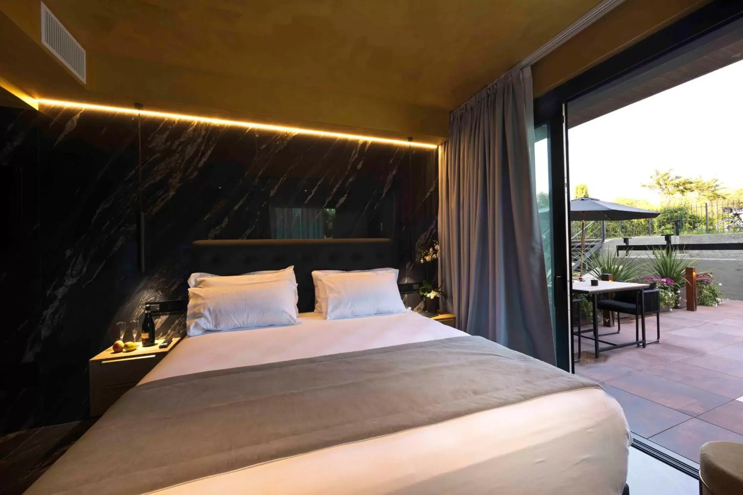 Bed in Boutique Hotel Sirmione