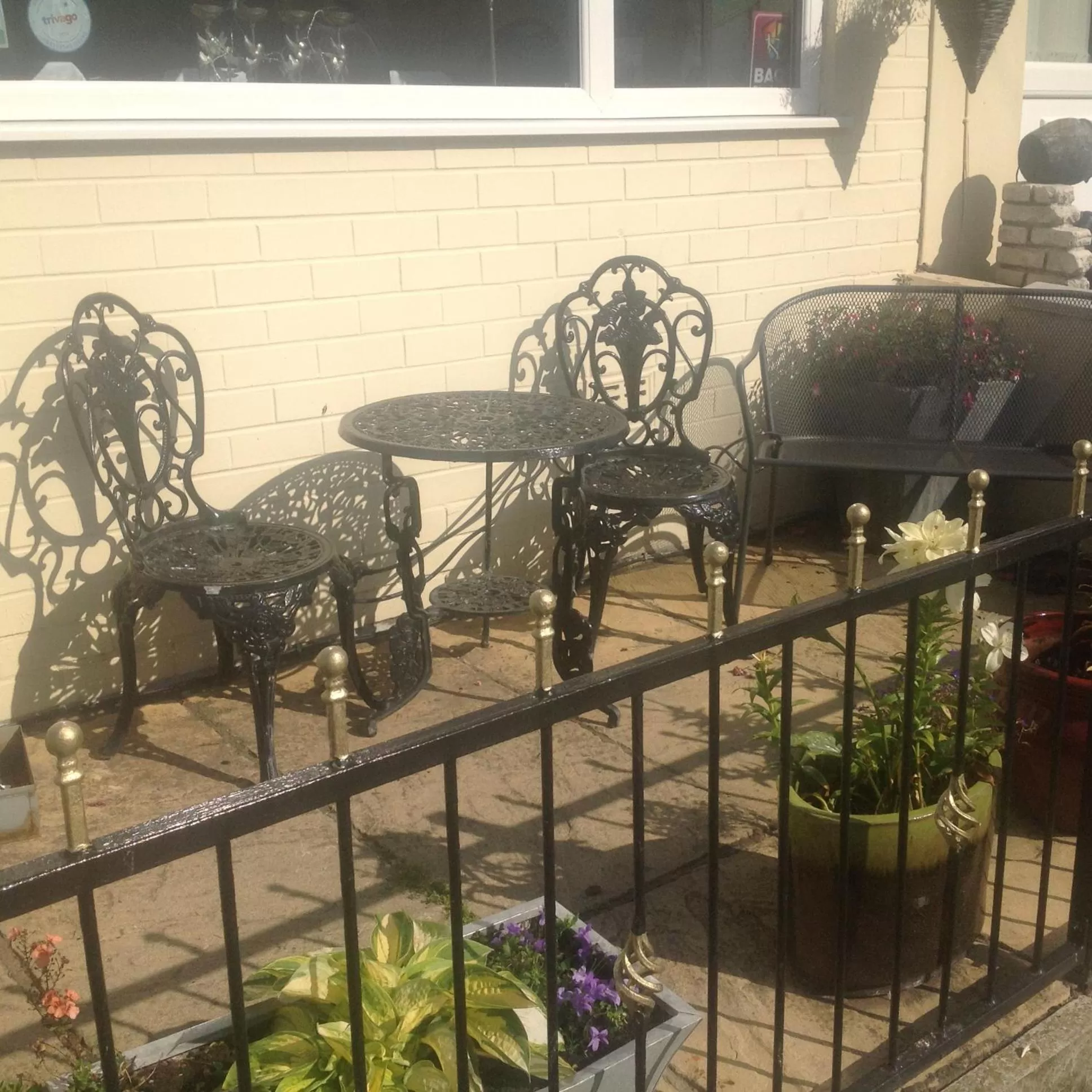 Facade/entrance in The Dragonfly