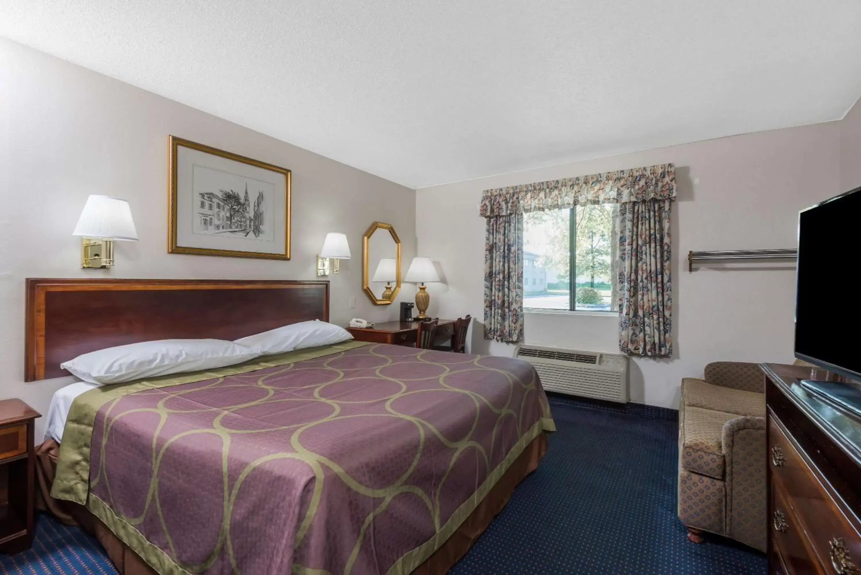 Photo of the whole room in Super 8 by Wyndham Hartford