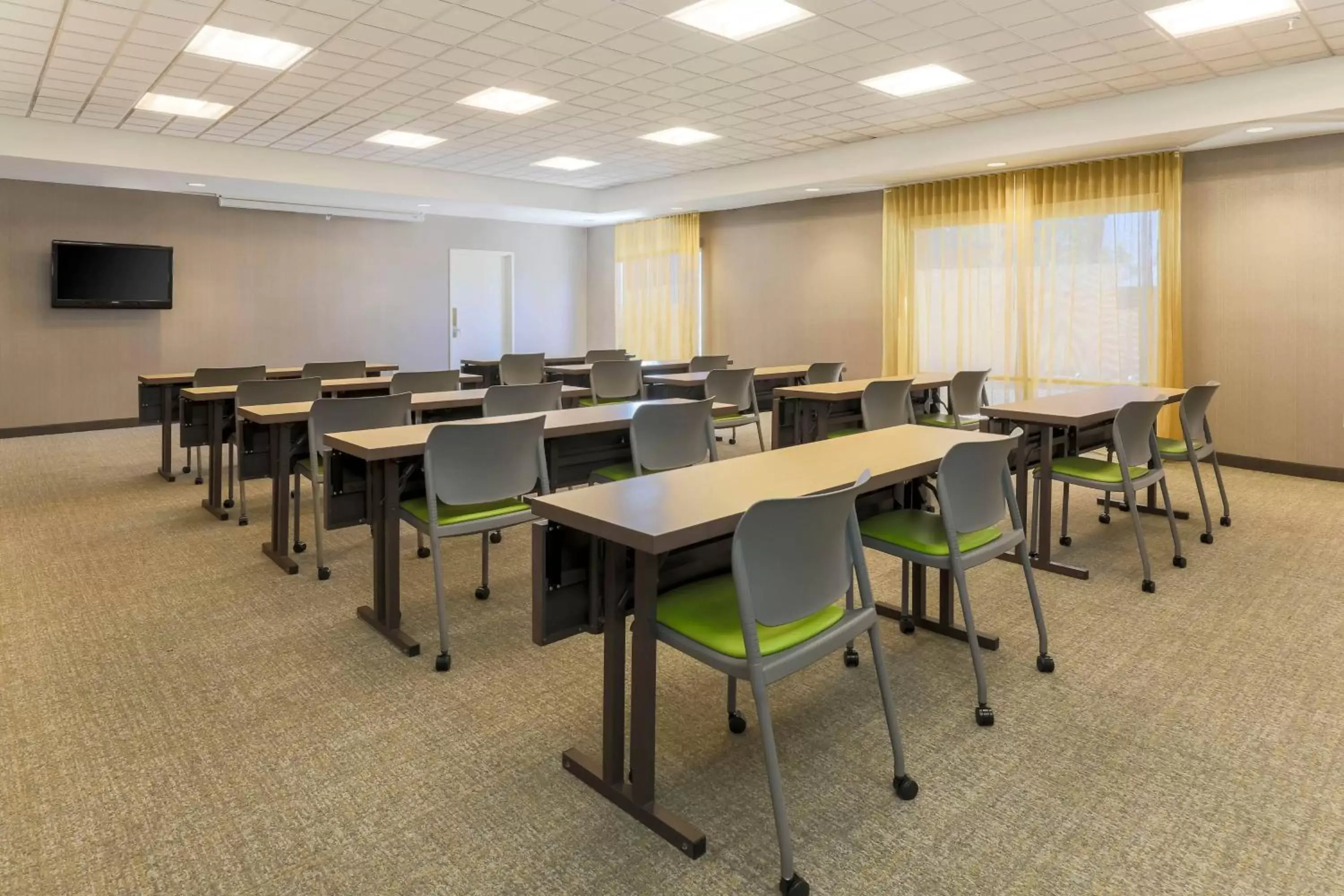 Meeting/conference room in SpringHill Suites by Marriott Yuma