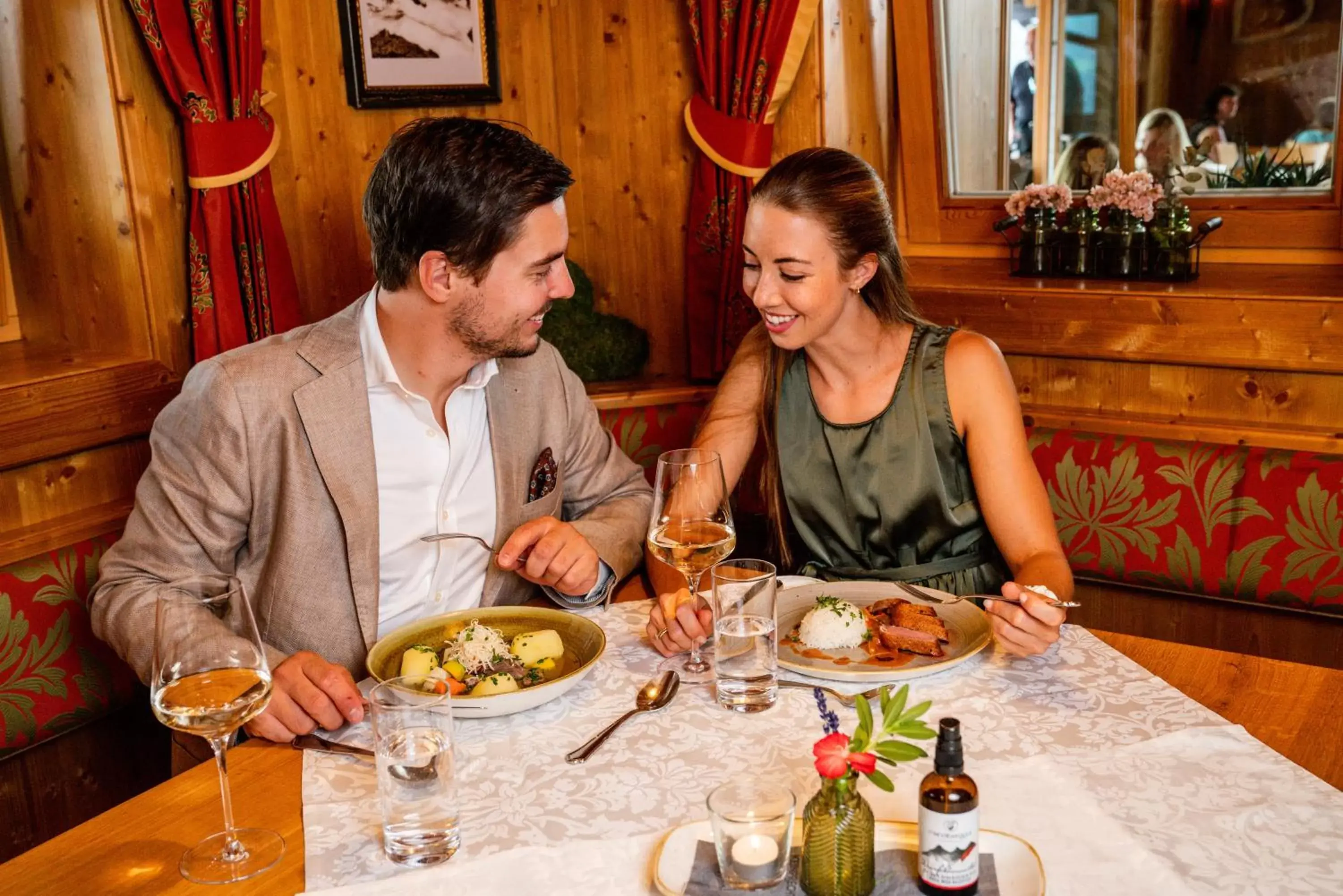 Restaurant/places to eat in Almwelt Austria
