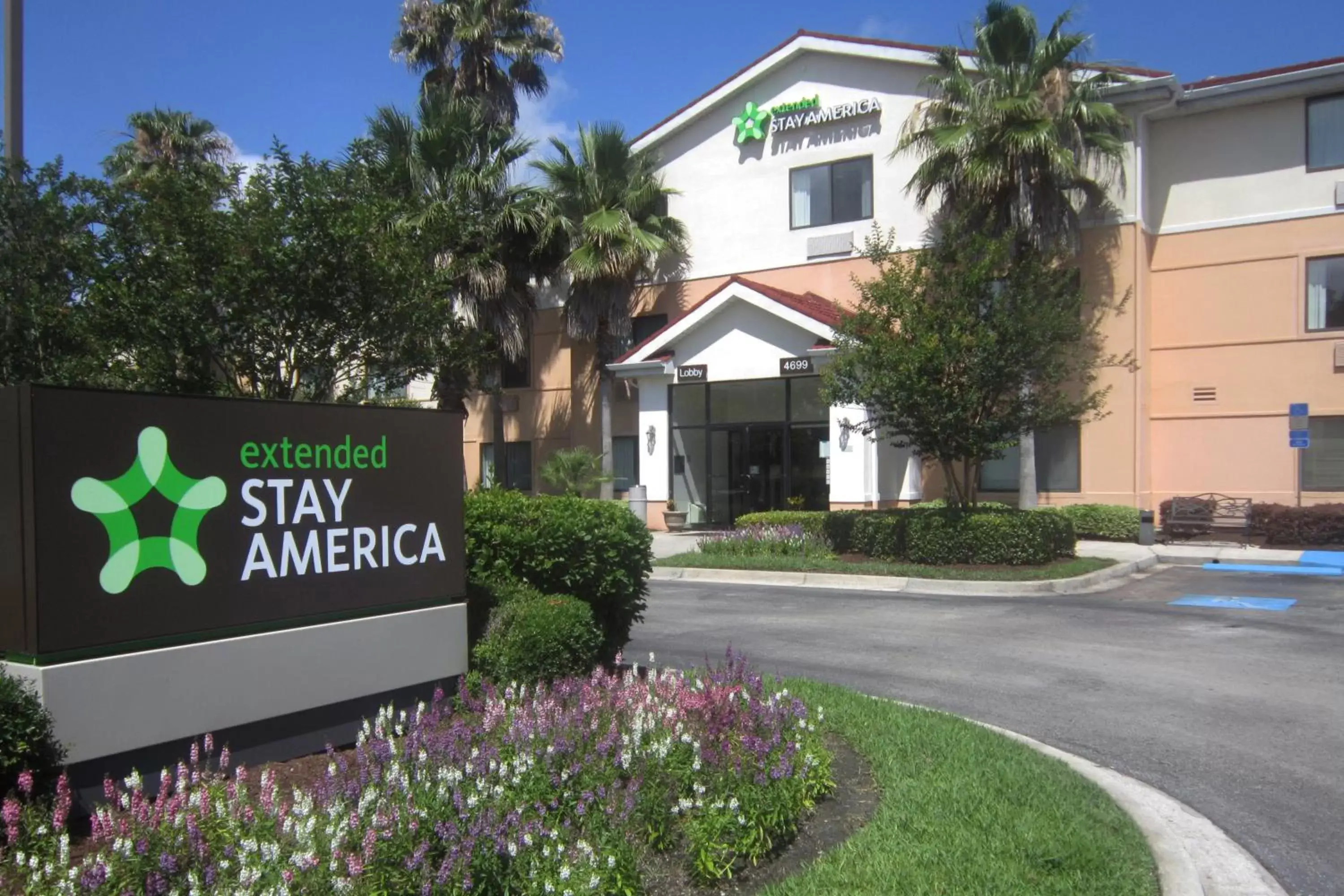 Property building, Property Logo/Sign in Extended Stay America Suites - Jacksonville - Lenoir Avenue South