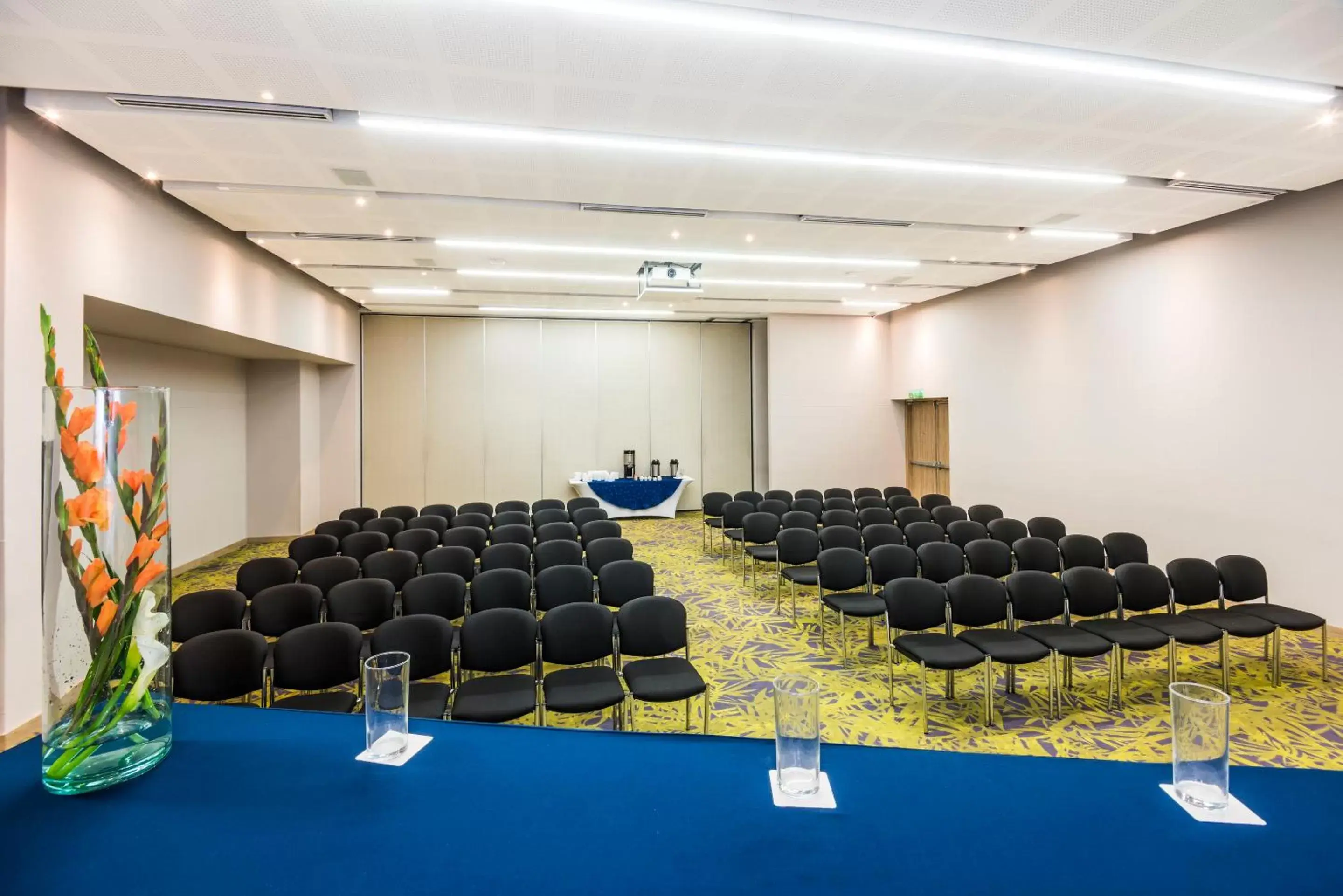 Business facilities in Holiday Inn Cúcuta, an IHG Hotel