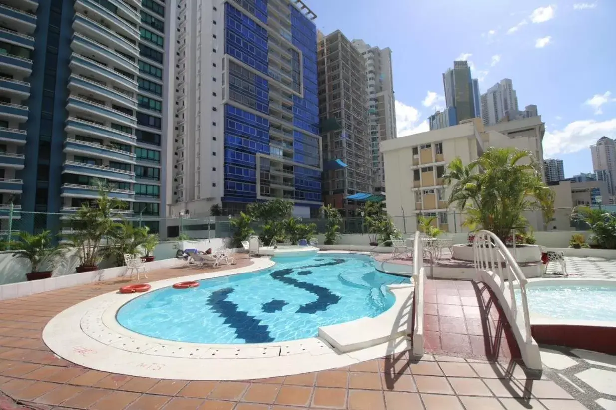 Swimming Pool in Hospedium Princess Hotel Panamá