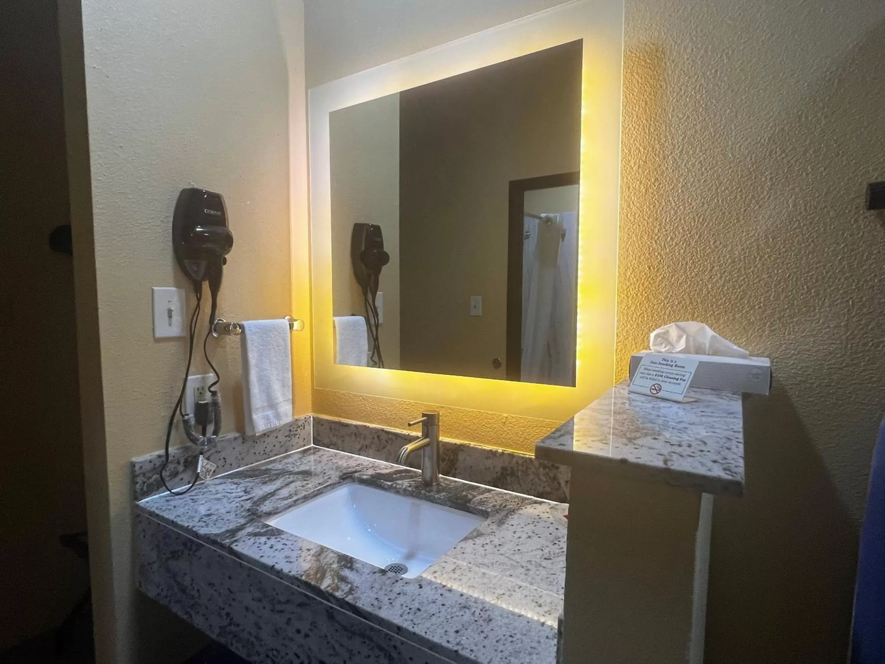 Bathroom in Super 8 by Wyndham Pasadena