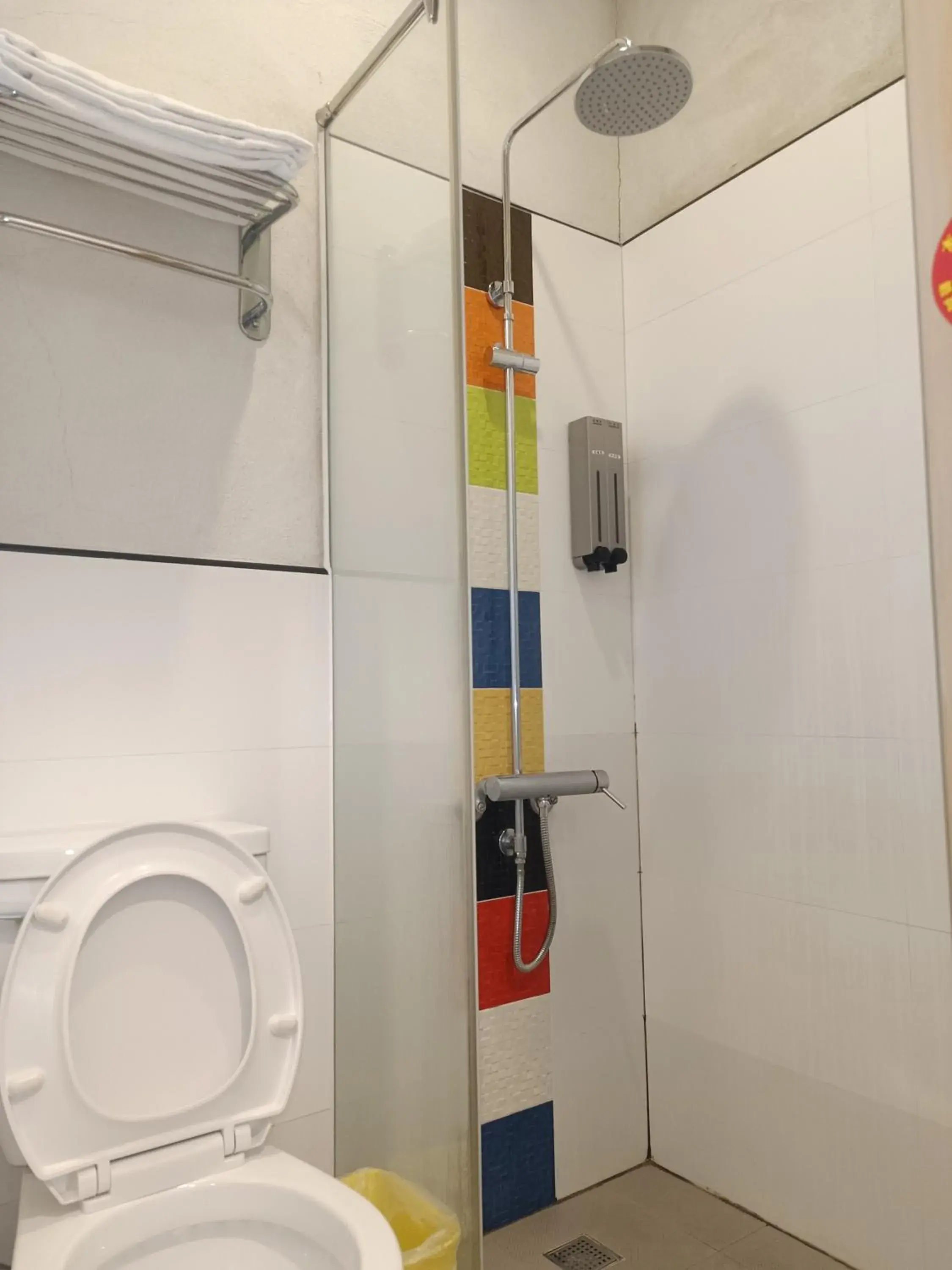 Shower, Bathroom in Colormix Hotel and Hostel