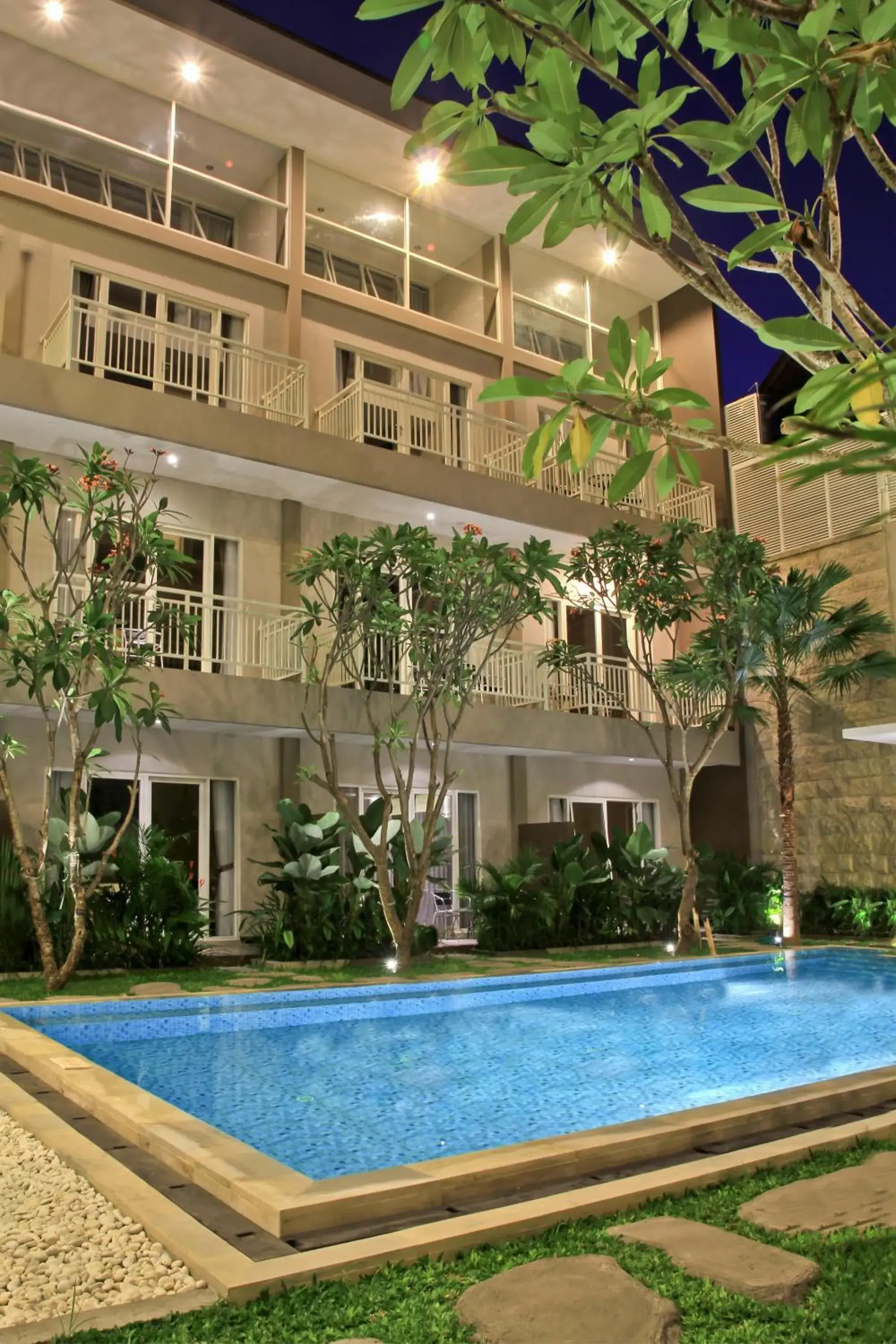 Property building, Swimming Pool in Choice Stay Hotel Denpasar