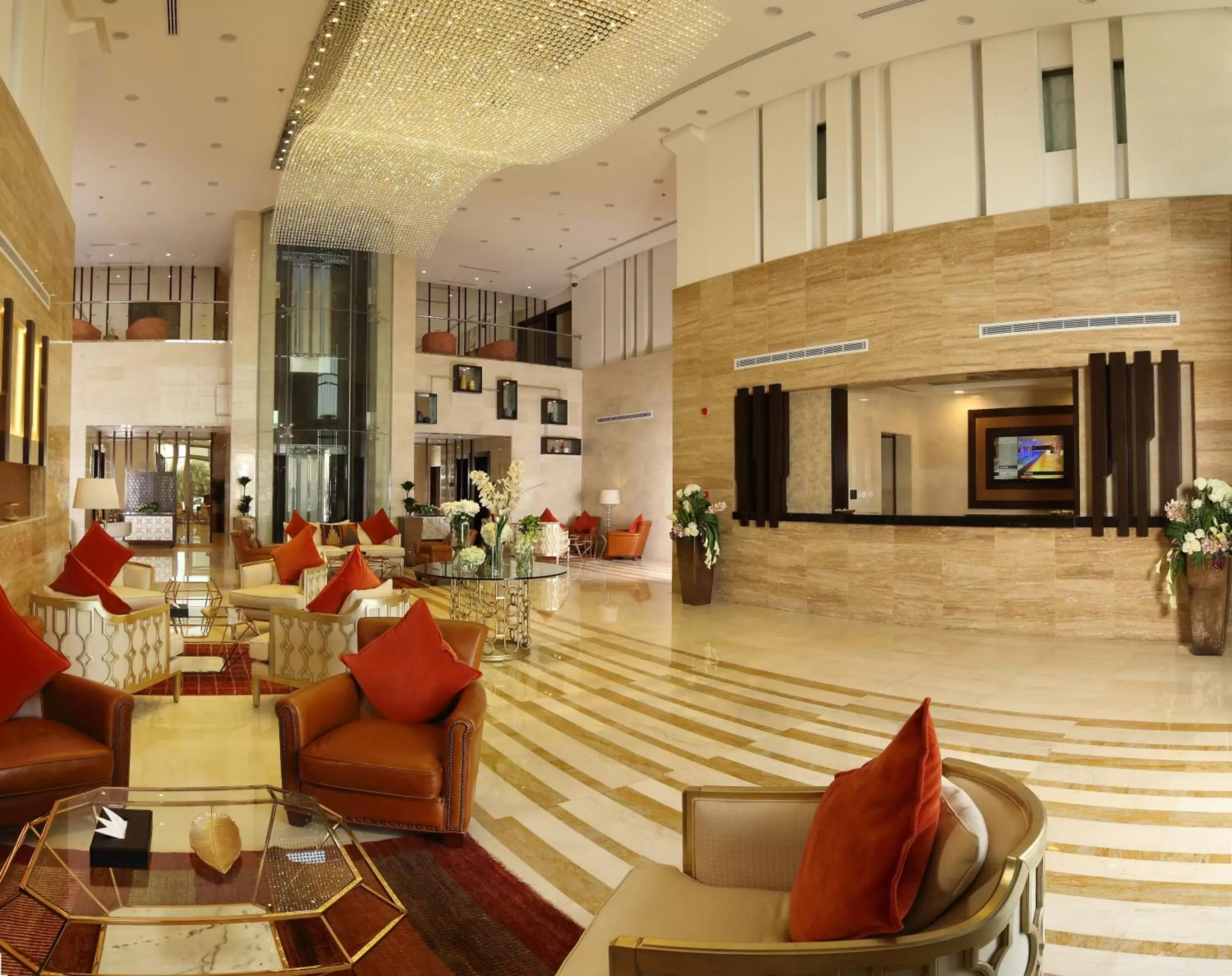 Lobby or reception in Best Western Plus Fursan Lobby or reception in Best Western Plus Fursan