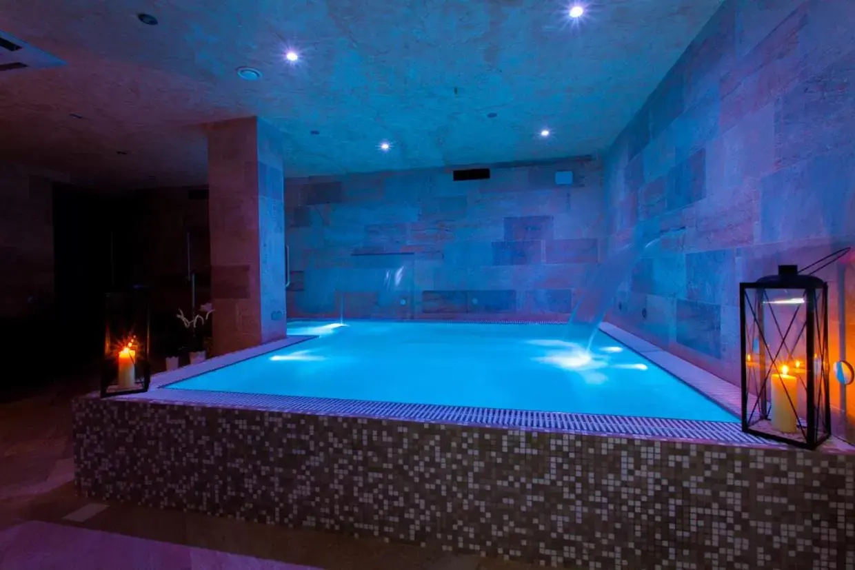 Spa and wellness centre/facilities, Swimming Pool in Hotel Costazzurra Museum & Spa
