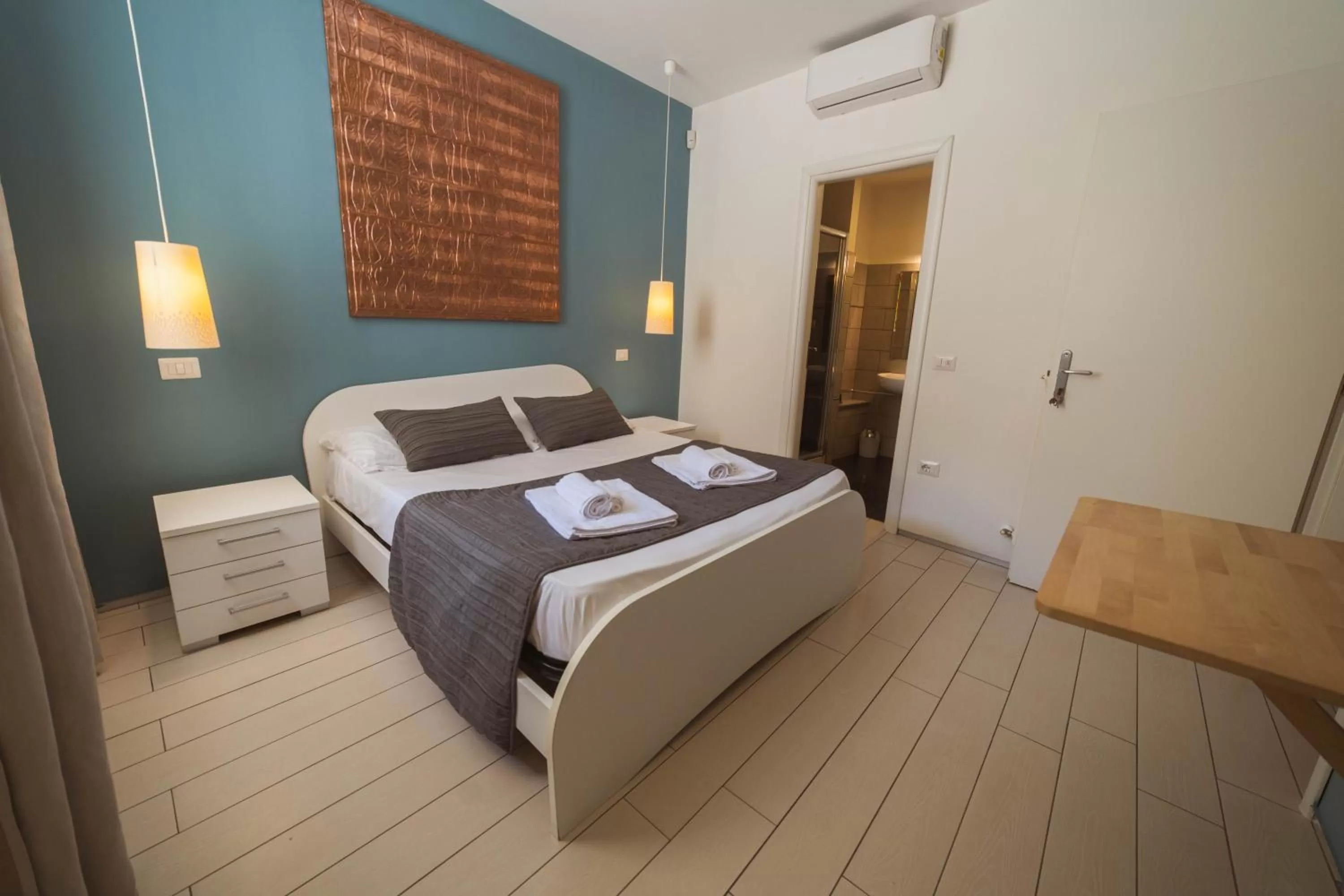 Bed in Villino Erminia - Seaside Art b&b