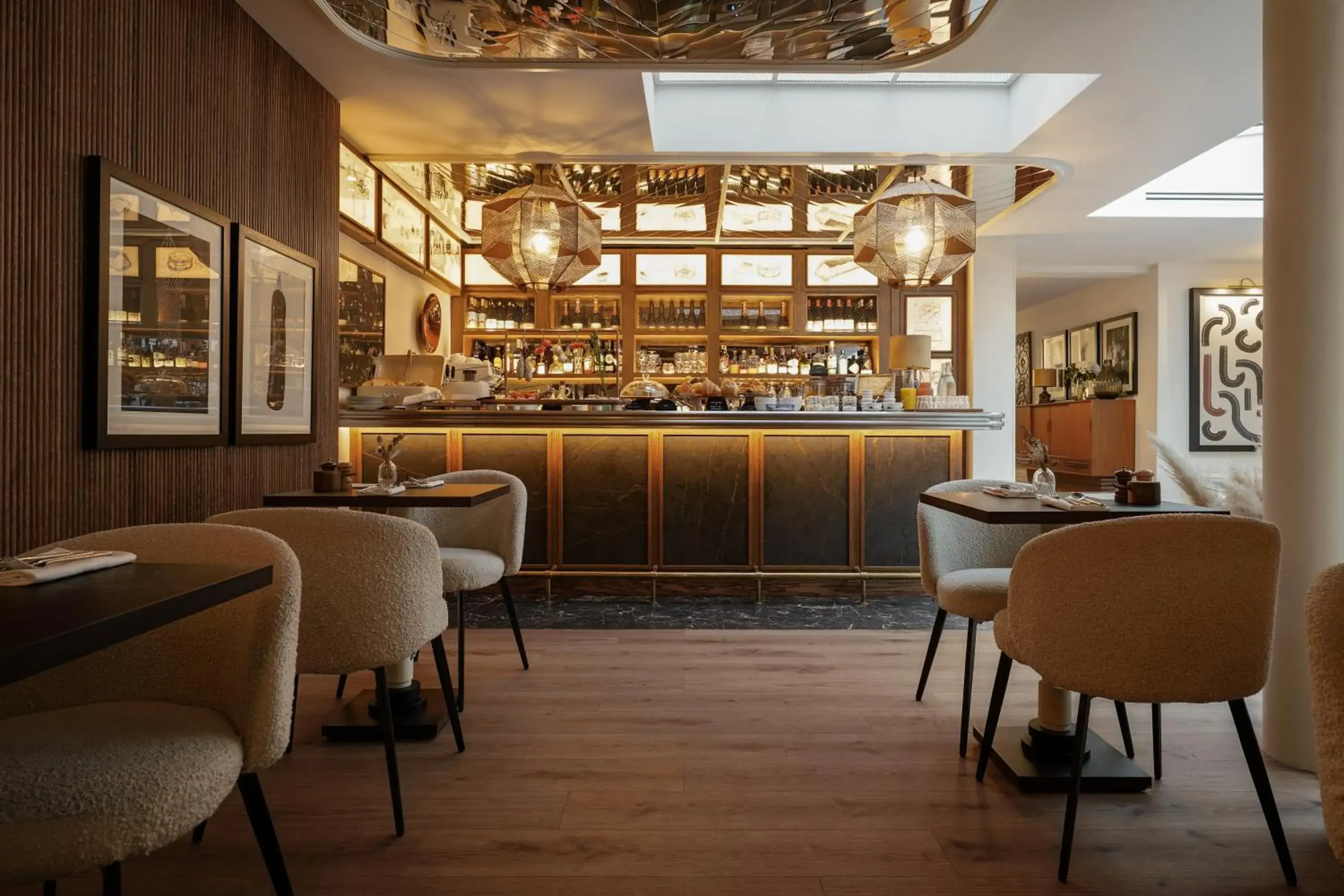 Restaurant/places to eat, Lounge/Bar in Hotel Pulitzer Paris