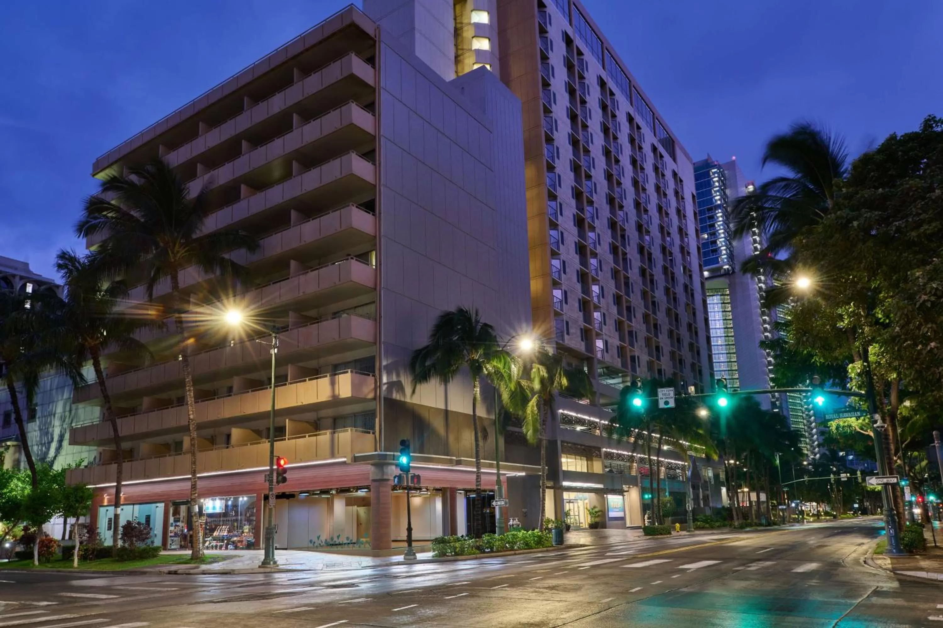 Property building in Waikiki Malia