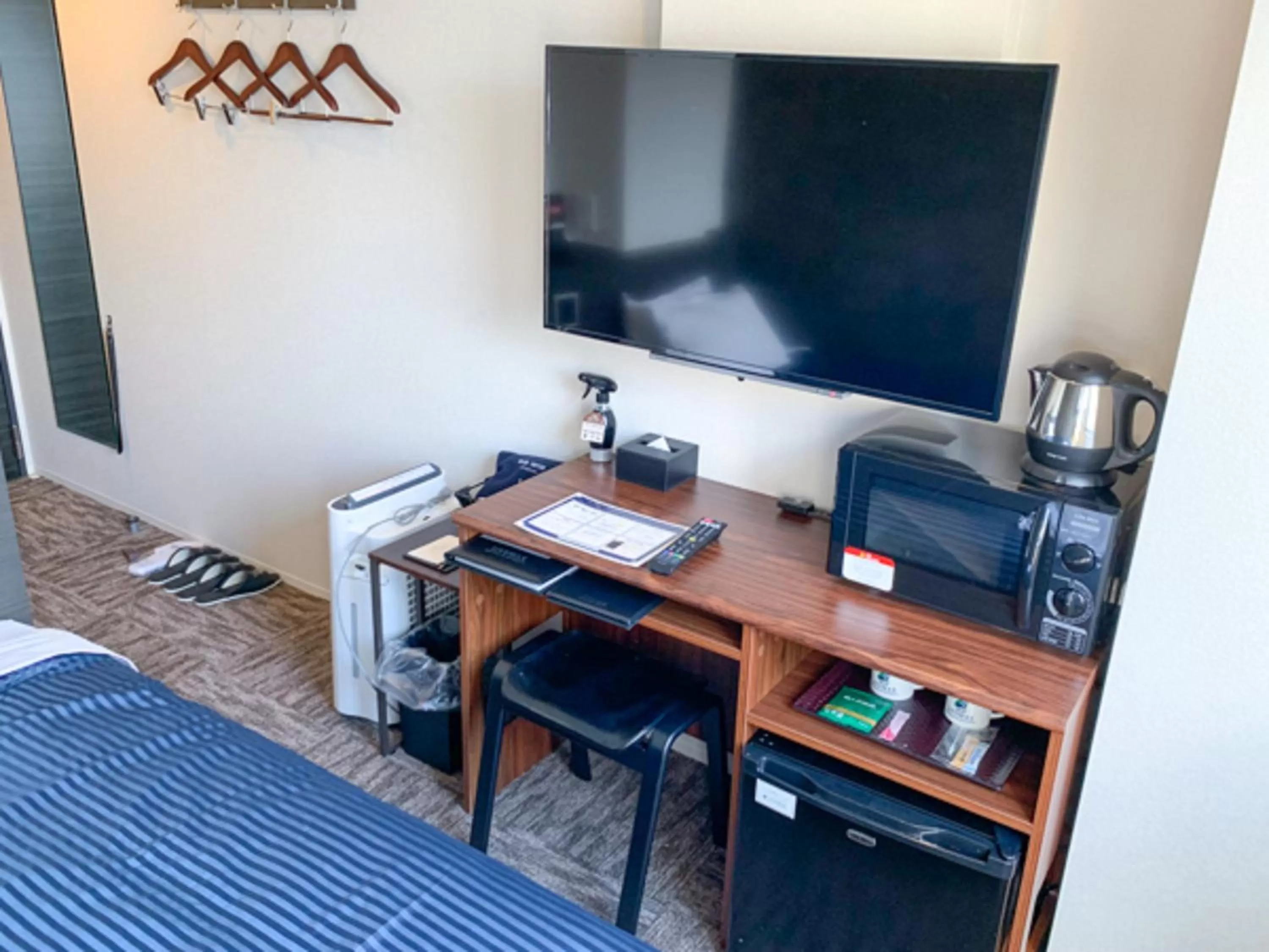 Bed in HOTEL LiVEMAX Shinjuku Kabukicho