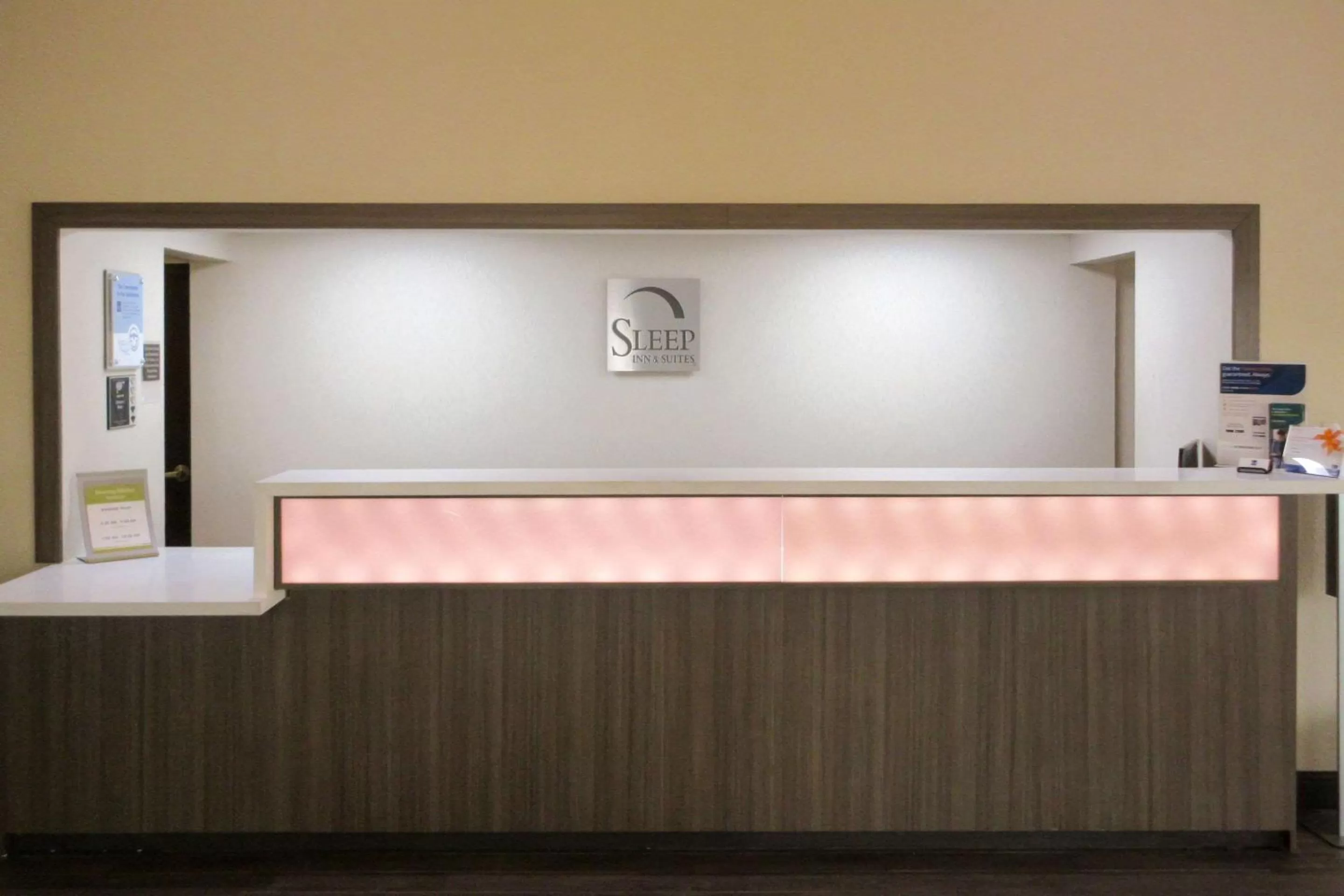 Lobby or reception in Sleep Inn & Suites Ft Lauderdale International Airport