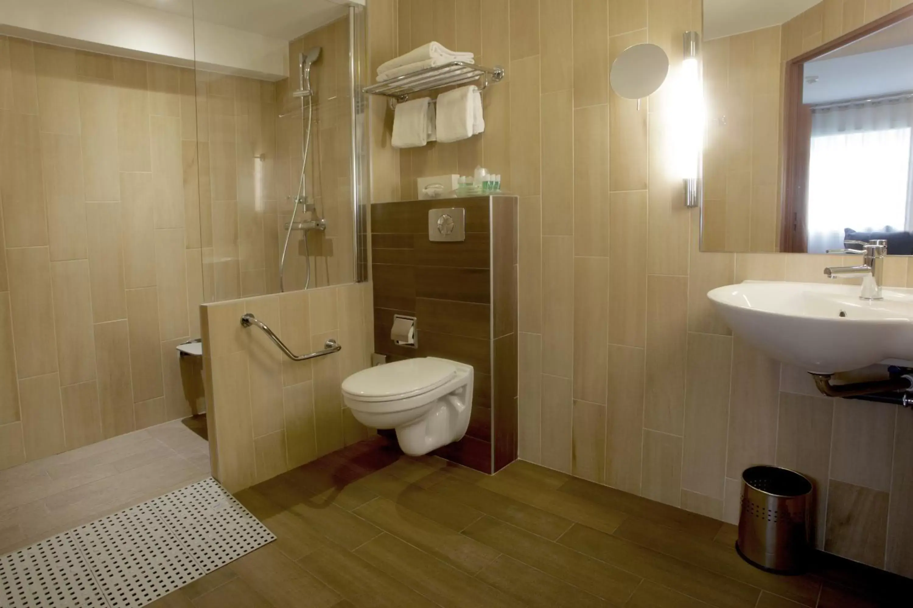 Bathroom in Holiday Inn Paris Montmartre, an IHG Hotel