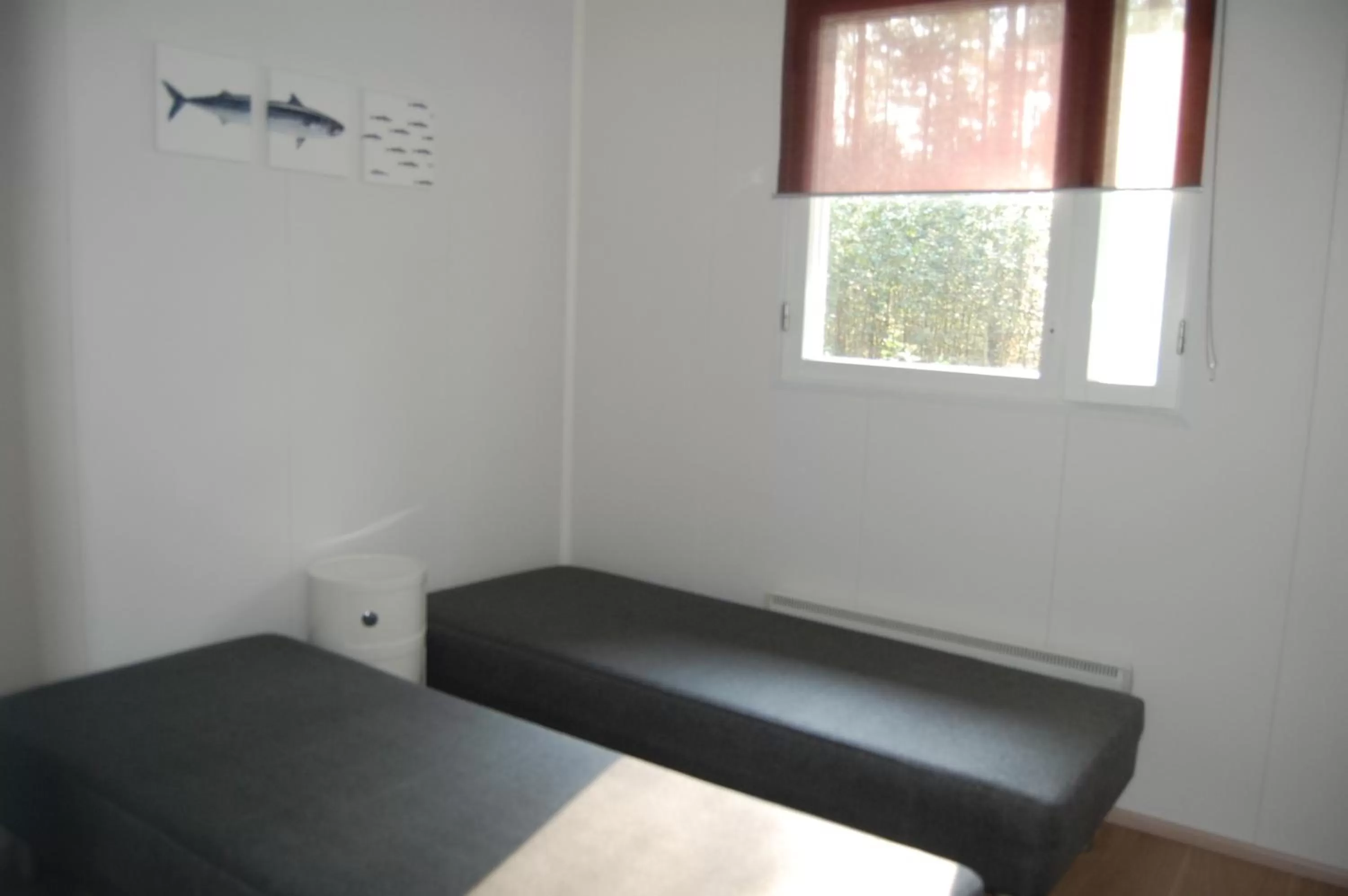 Photo of the whole room, Bed in Kuhasensaari Lomakeskus