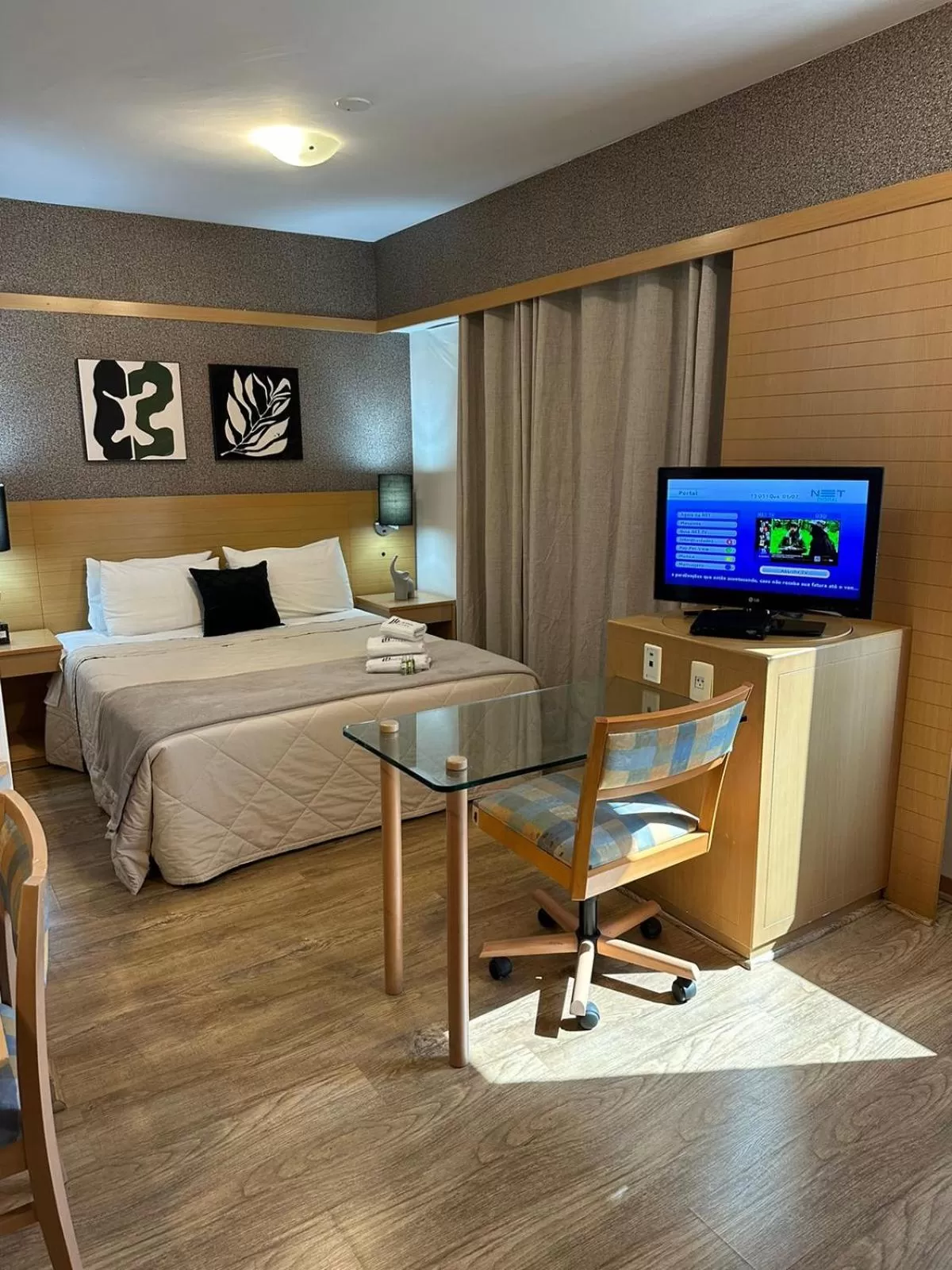 Photo of the whole room, TV/Entertainment Center in Studio Paulista Bela Cintra