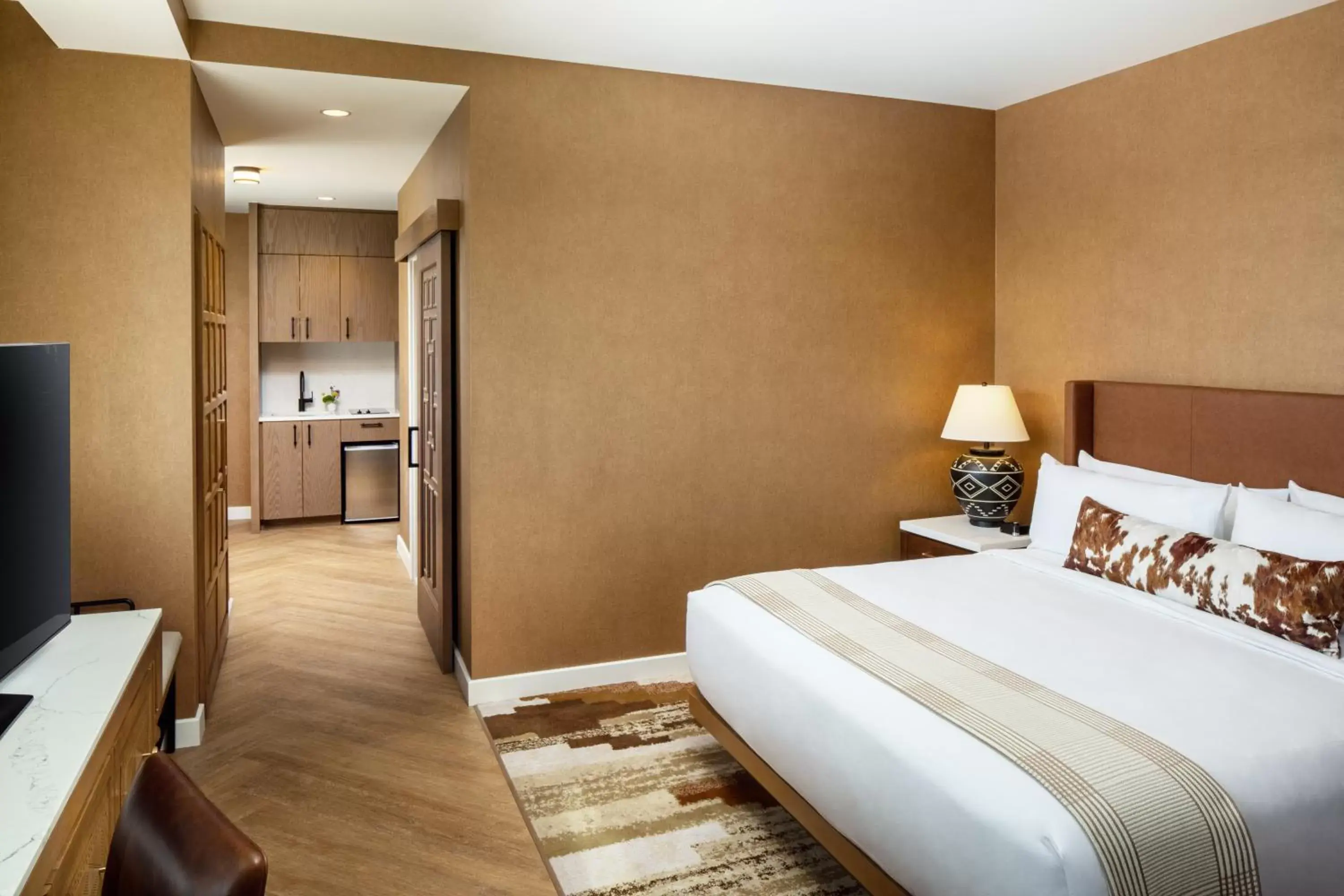 Superior King Room in The Benson Hotel & Faculty Club Superior King Room in The Benson Hotel & Faculty Club