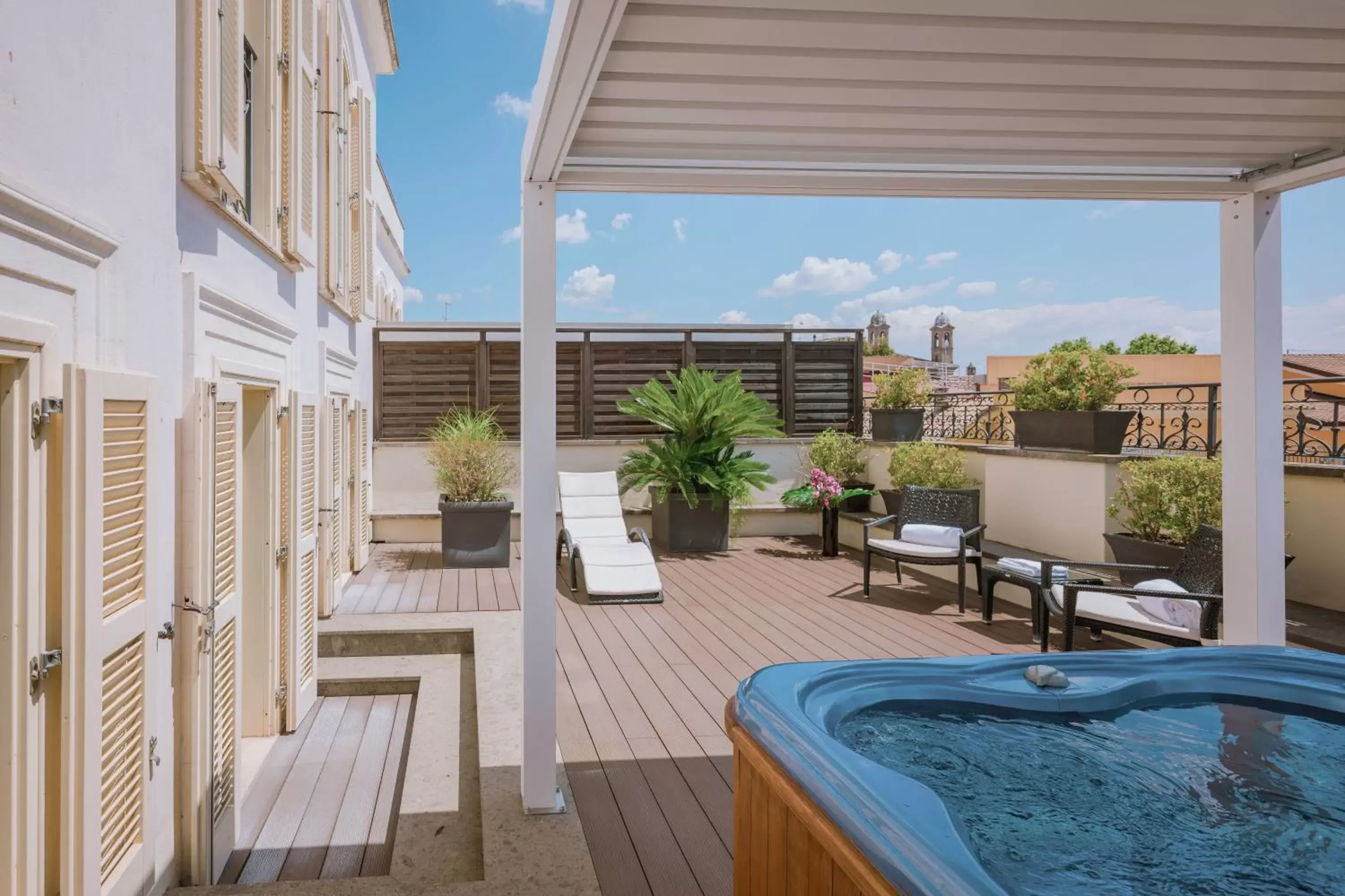 Suite with Hot Tub and View in The First Arte - Preferred Hotels & Resorts