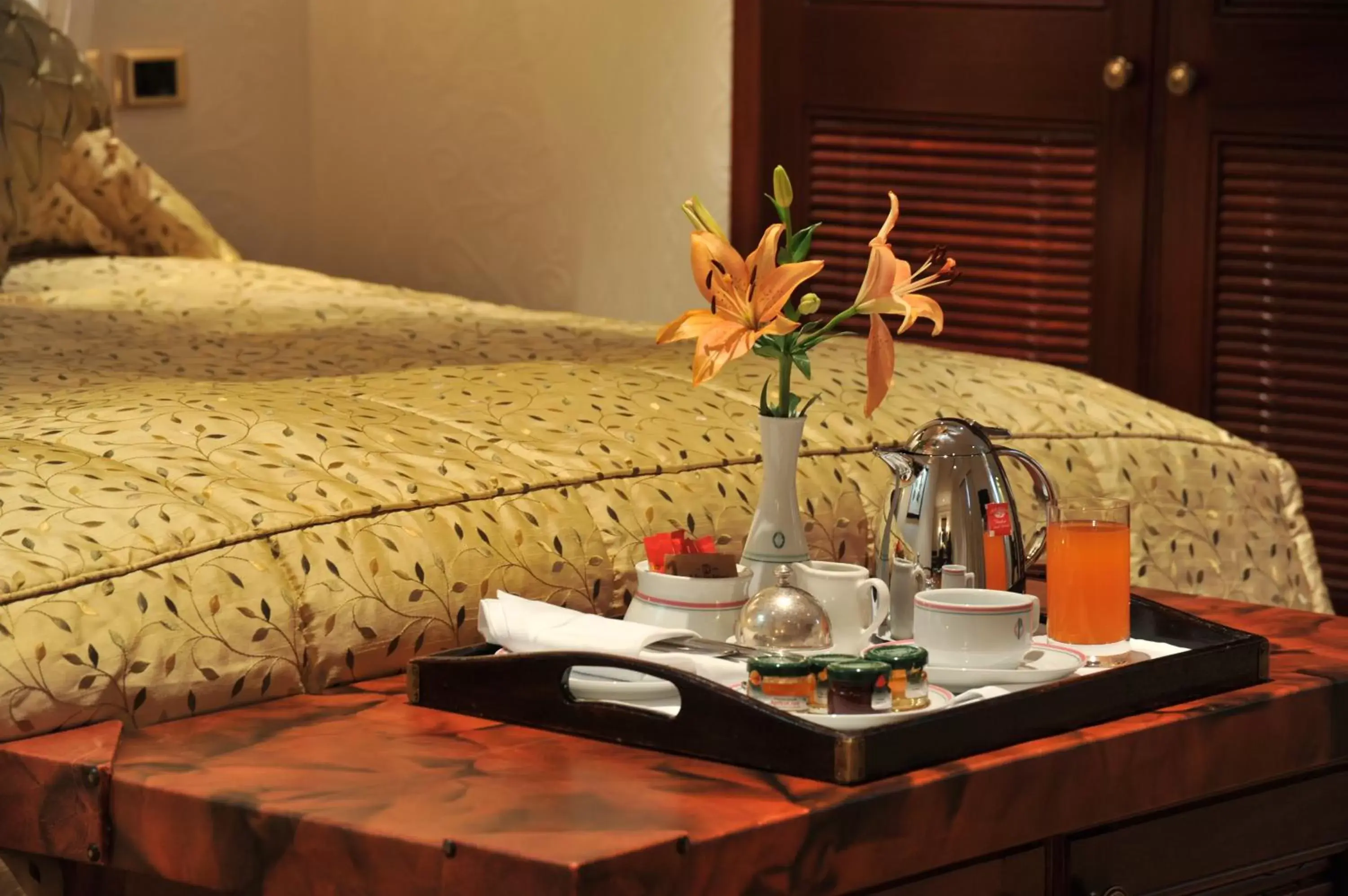 Decorative detail, Bed in Polana Serena Hotel