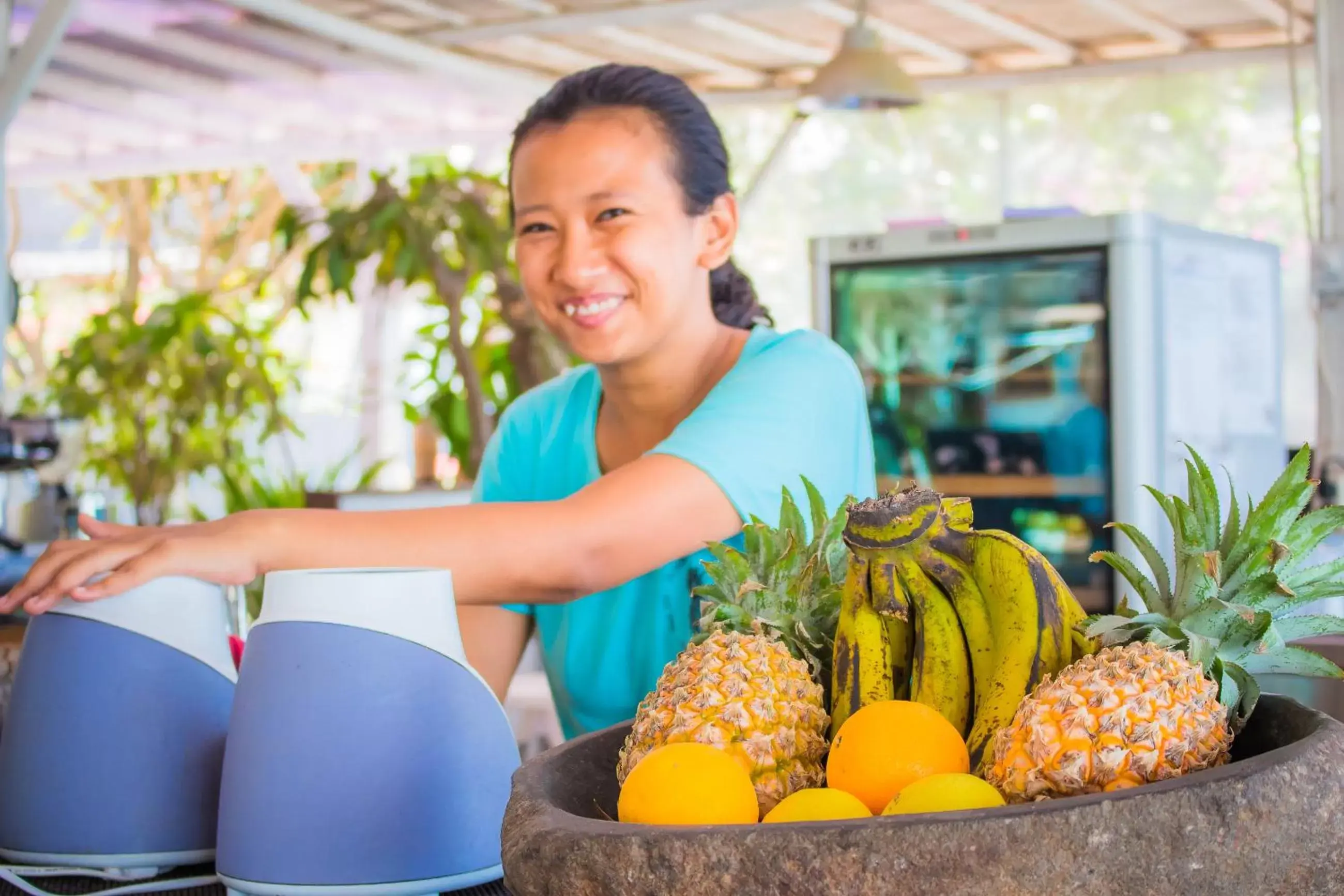 Food and drinks in Sunrise Resort Food and drinks in Sunrise Resort