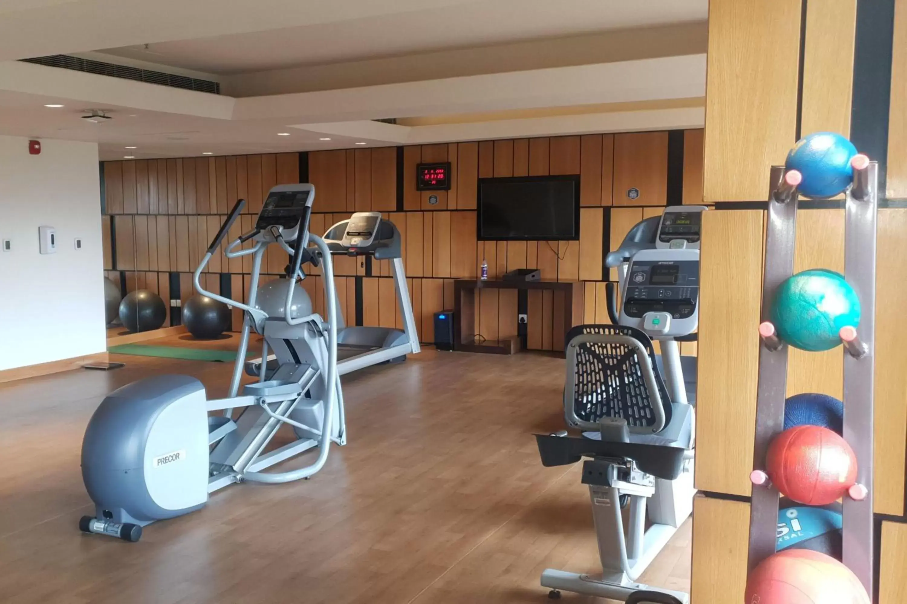 Fitness centre/facilities, Fitness Center/Facilities in Fairfield by Marriott Visakhapatnam