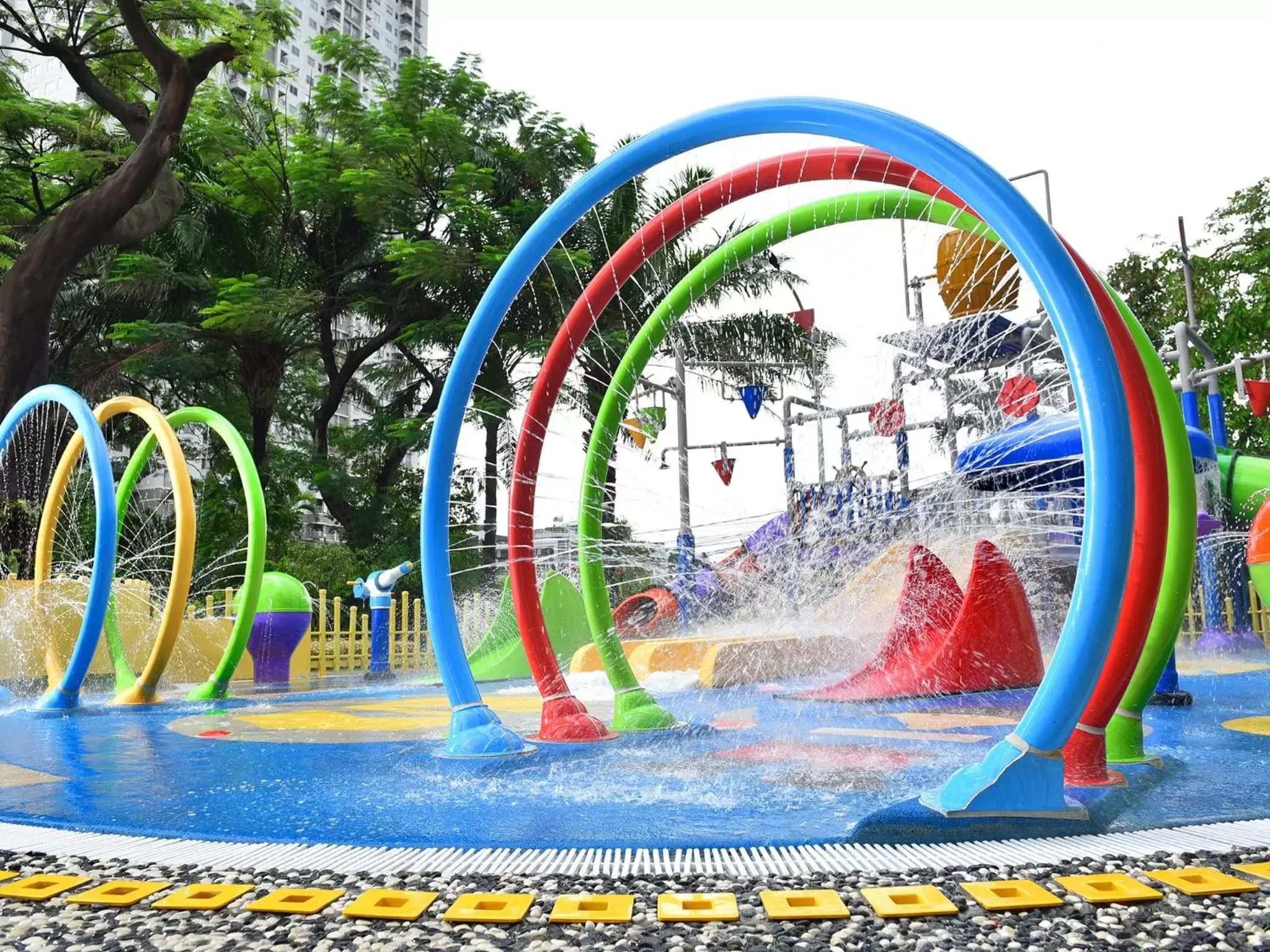 Aqua park, Water Park in Shangri-La Jakarta