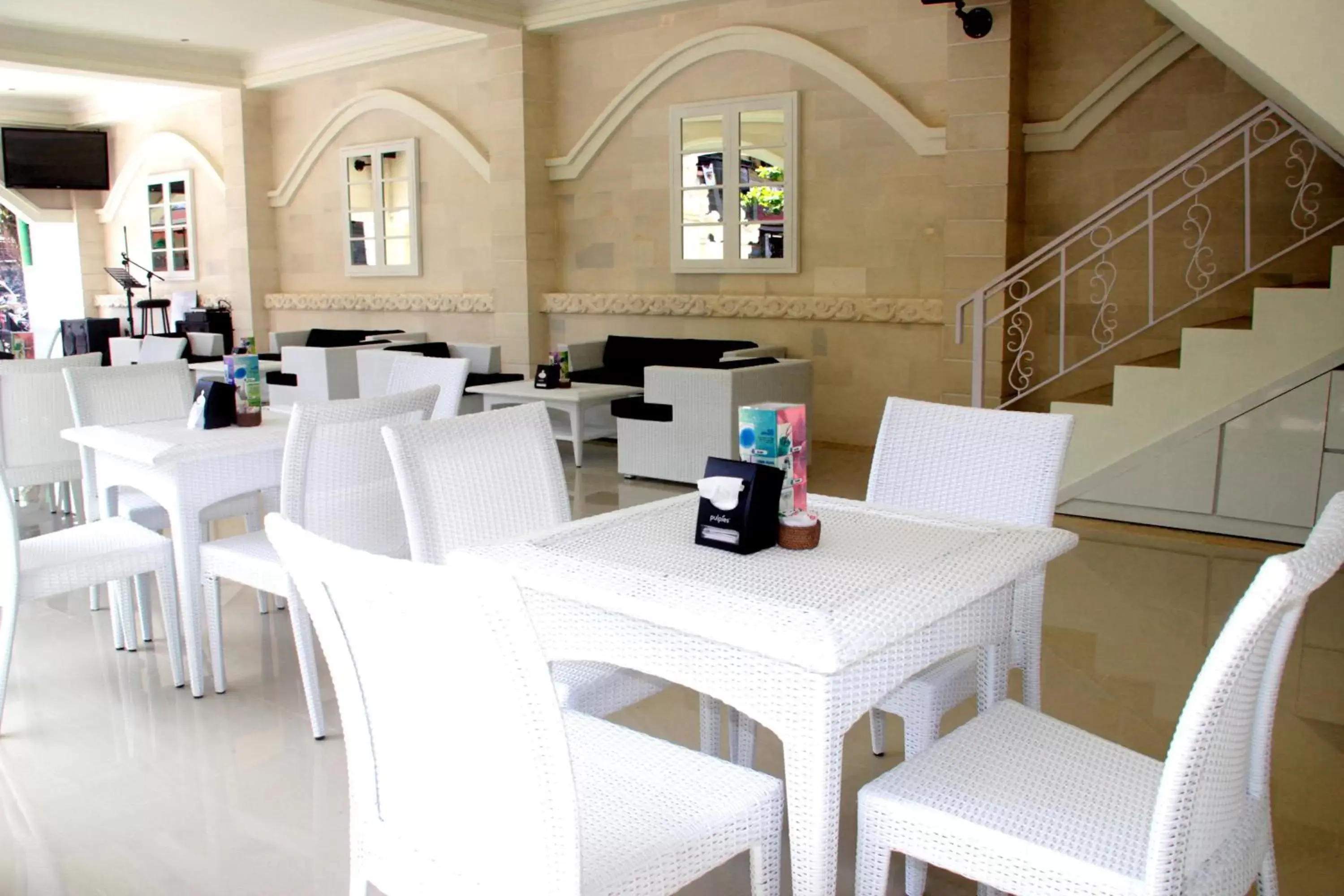 Lounge or bar, Restaurant/Places to Eat in Melasti Beach Resort & Spa Legian