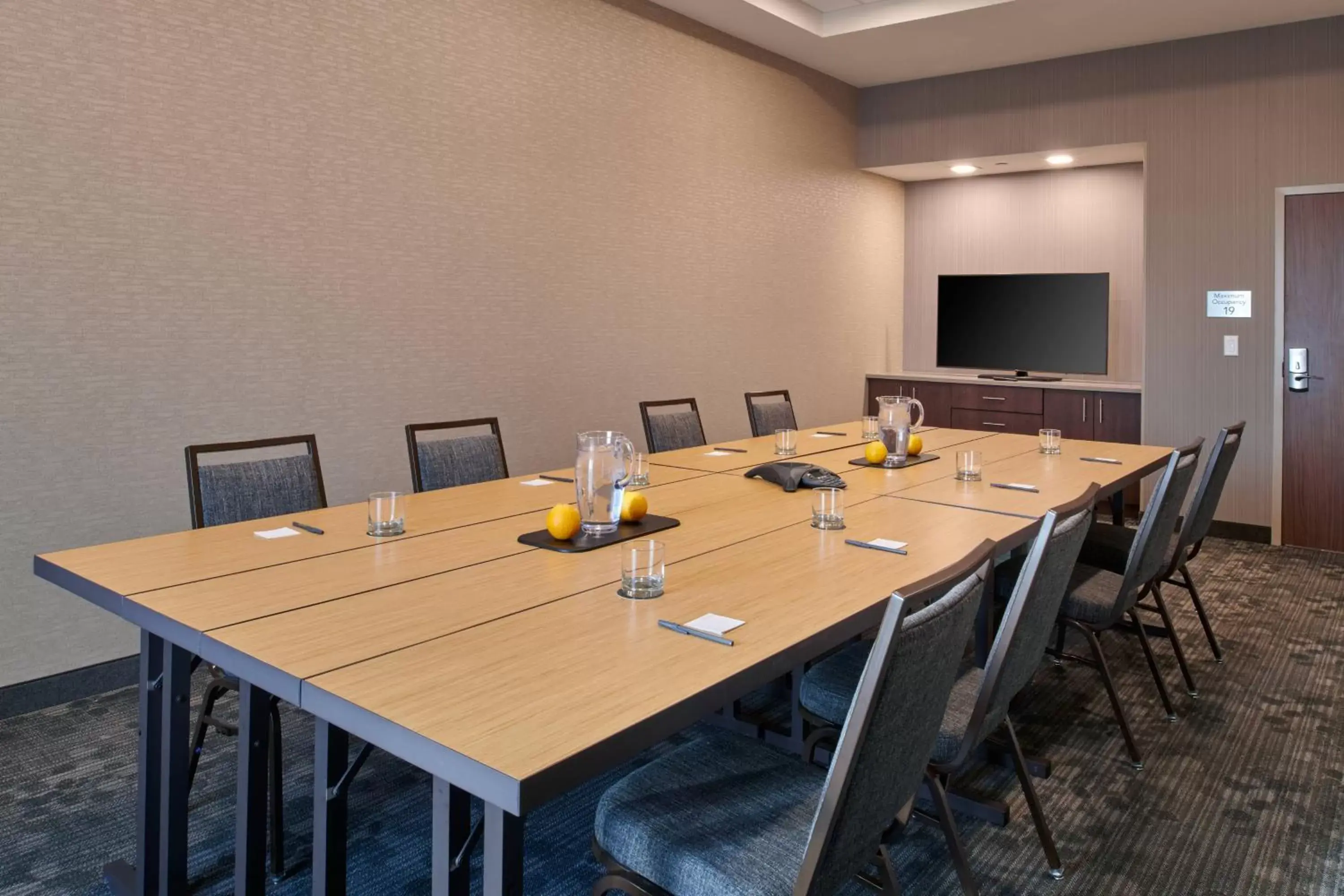 Meeting/conference room in Courtyard by Marriott Petoskey at Victories Square