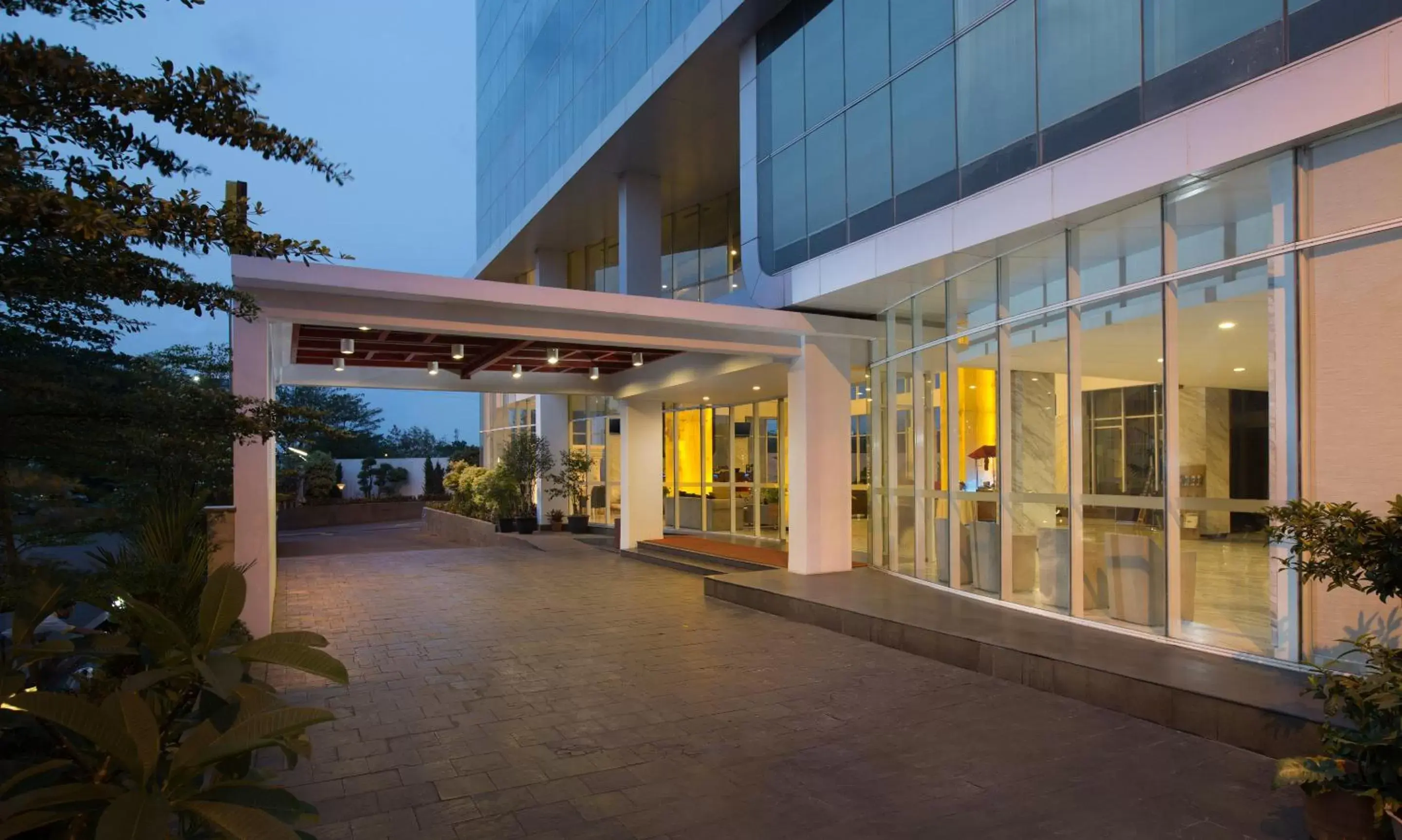 Facade/entrance in Hariston Hotel & Suites, Pluit - Jakarta Facade/entrance in Hariston Hotel & Suites, Pluit - Jakarta