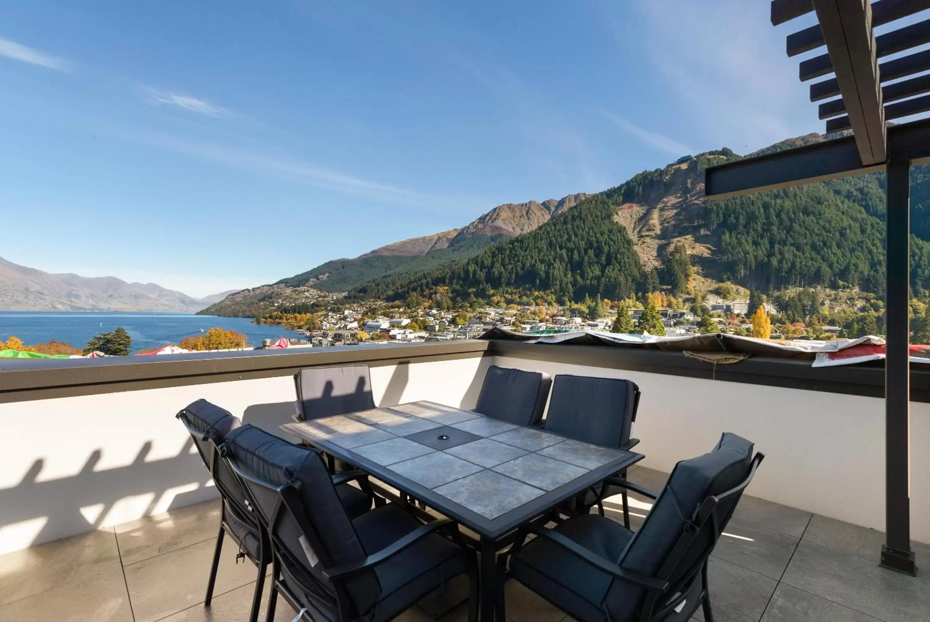 Balcony/Terrace, Mountain View in The Glebe Apartments