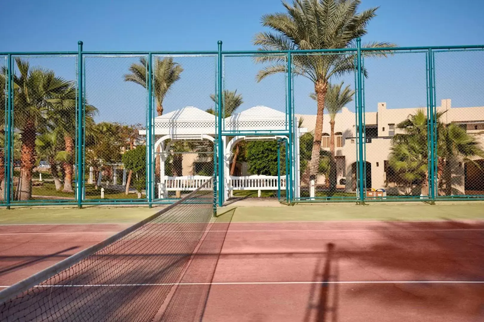 Tennis court in Coral Sea Holiday Resort and Aqua Park