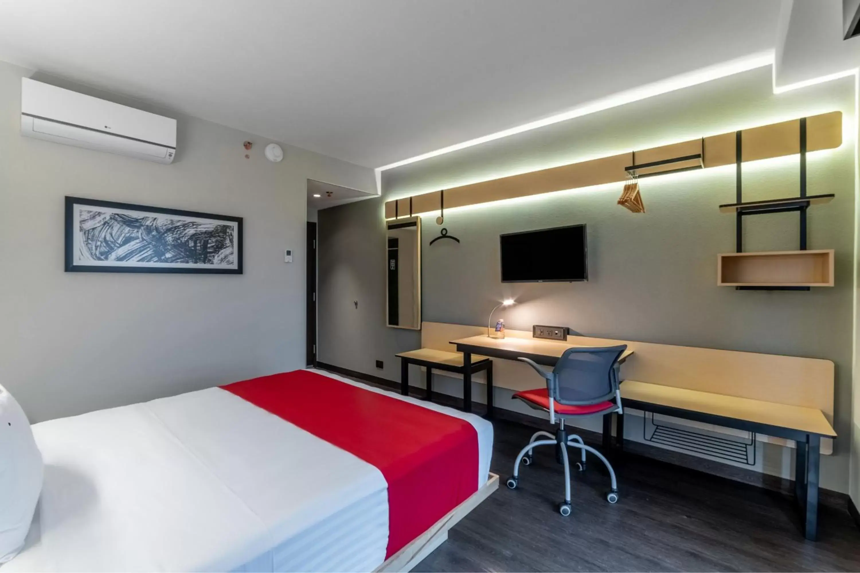 Photo of the whole room, Bed in City Express by Marriott Lagos de Moreno