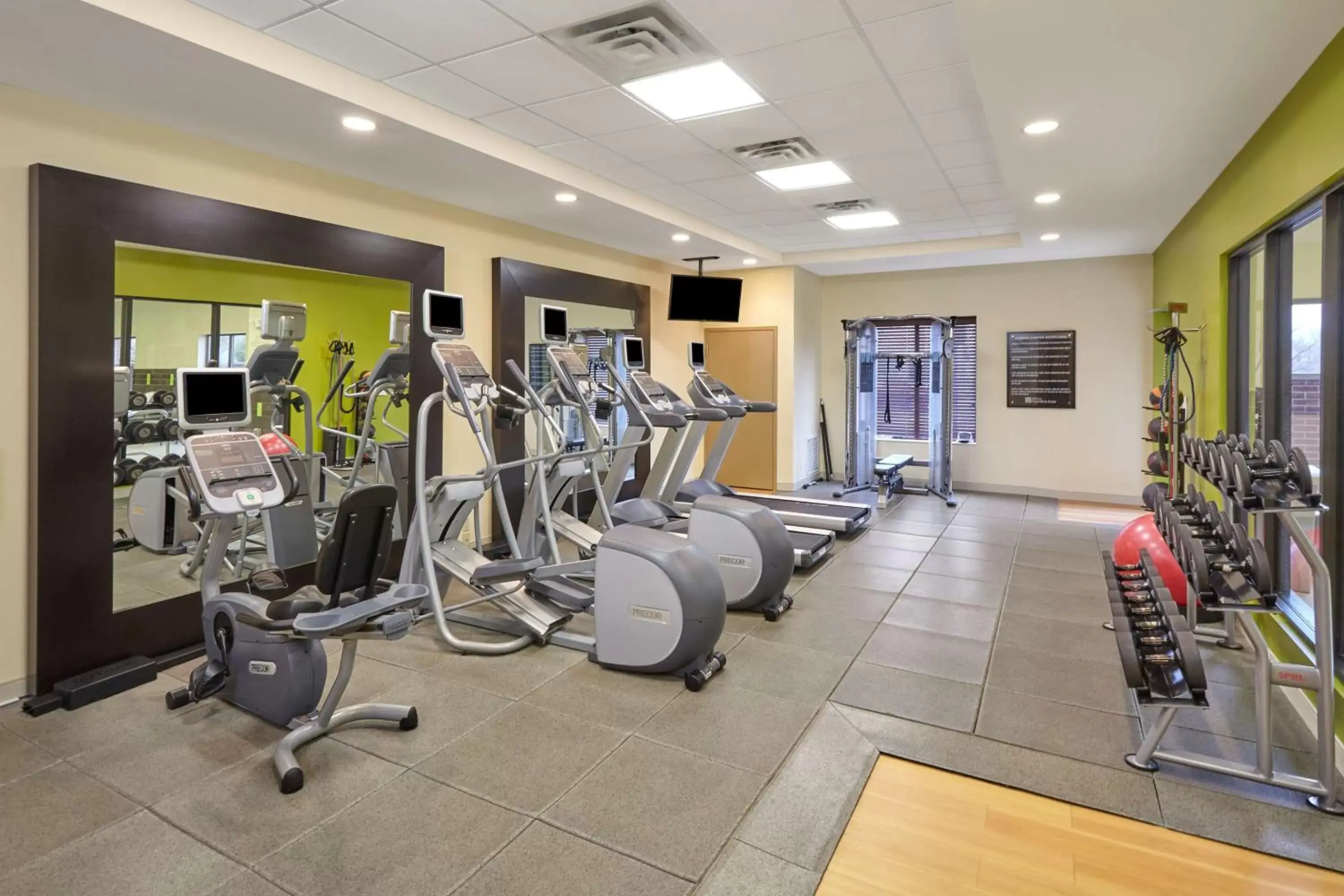 Fitness centre/facilities, Fitness Center/Facilities in Hilton Garden Inn Indianapolis Northwest