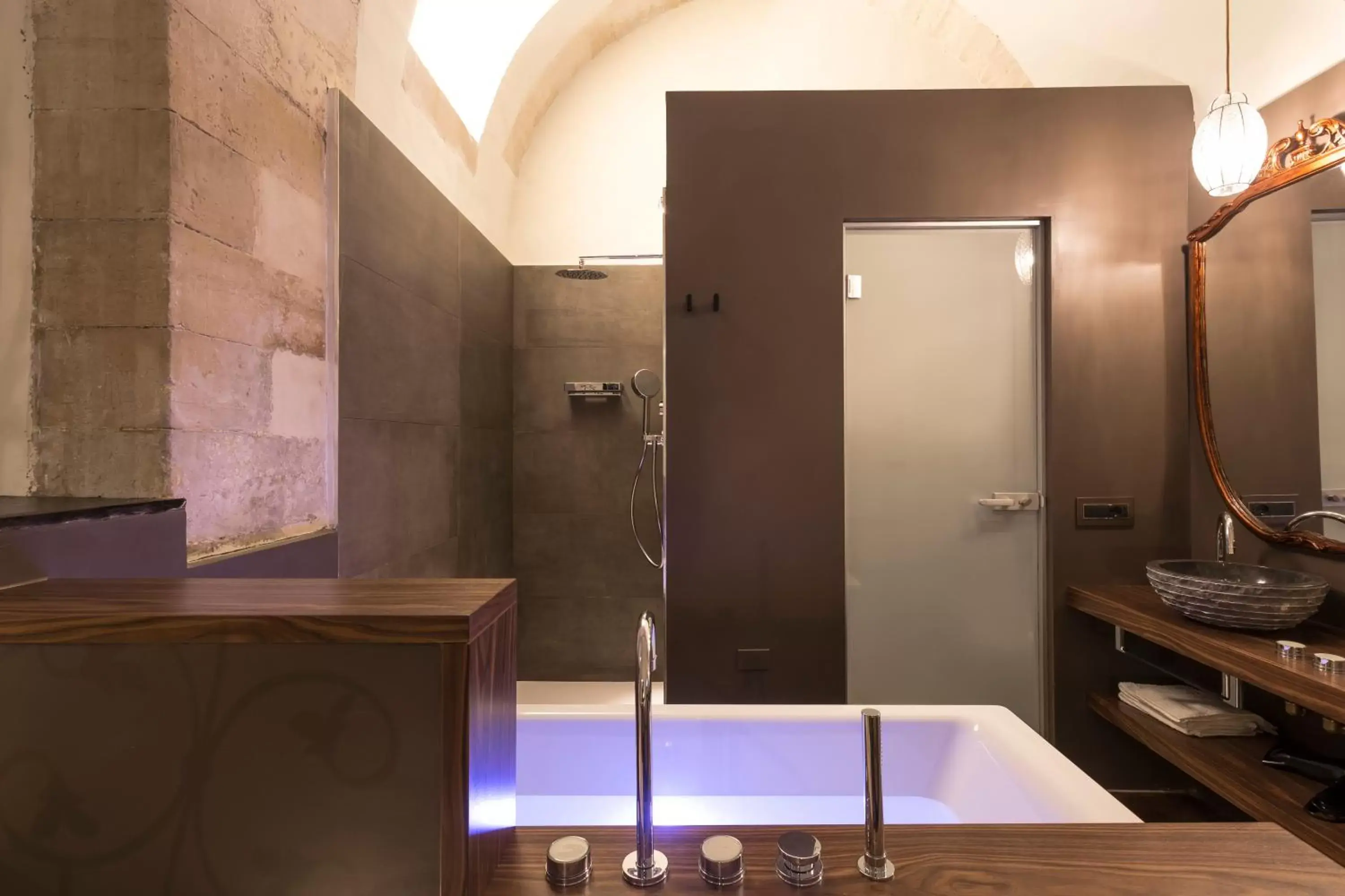 Shower, Bathroom in B&B Giardino Di Pietra