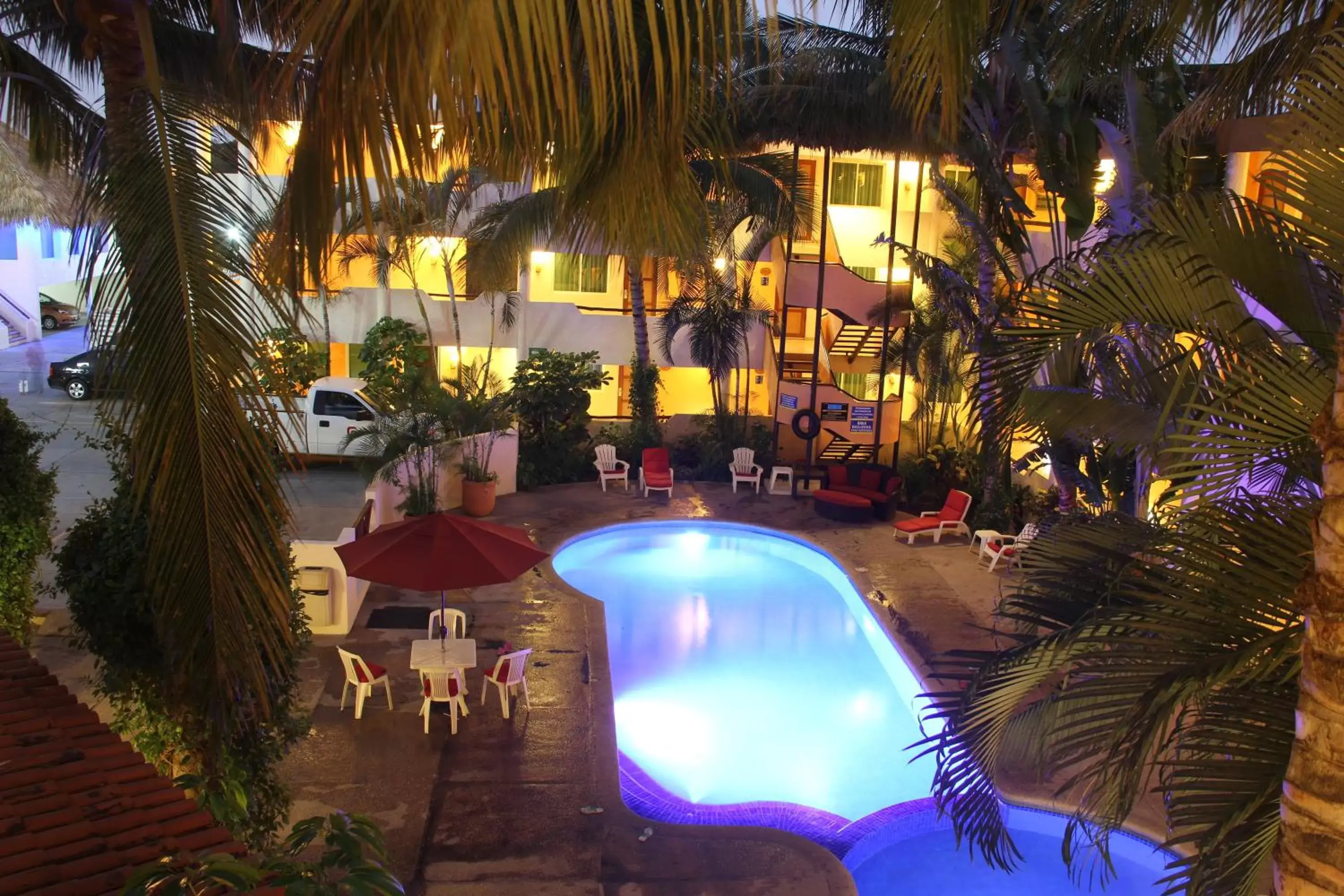 Swimming pool, Pool View in Hotel Palapa Palace Inn