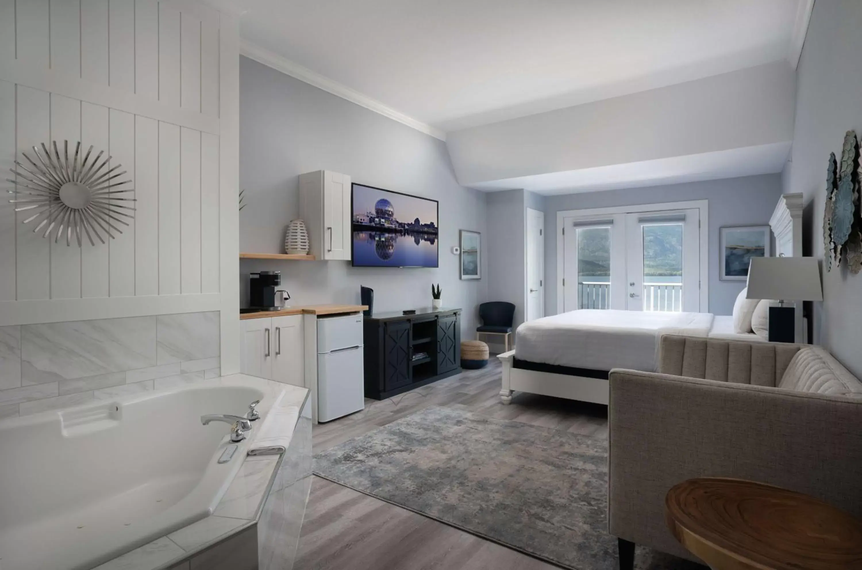 Bedroom, Seating Area in Prestige Harbourfront Resort, WorldHotels Luxury