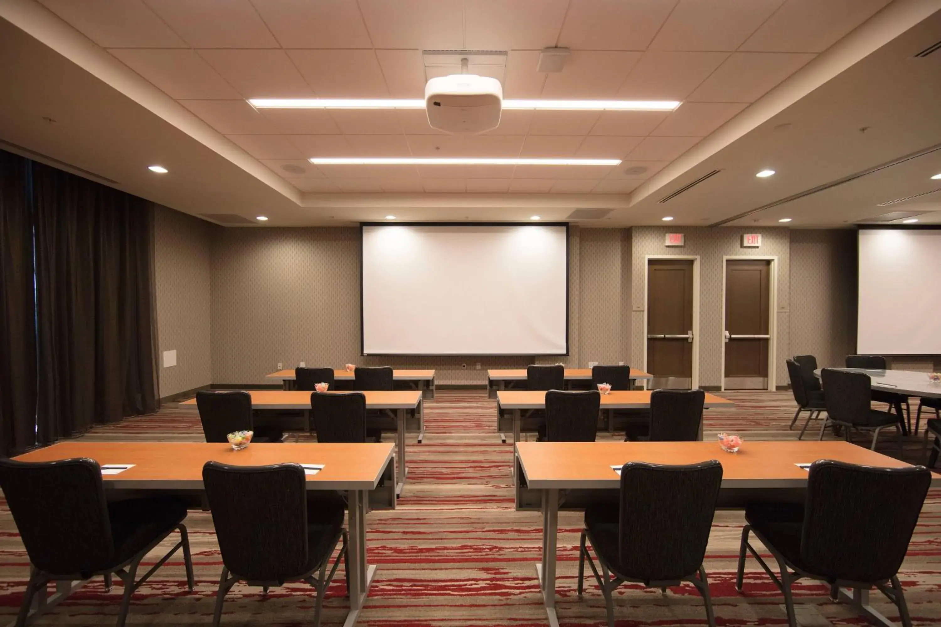 Meeting/conference room in SpringHill Suites by Marriott Athens Downtown/University Area